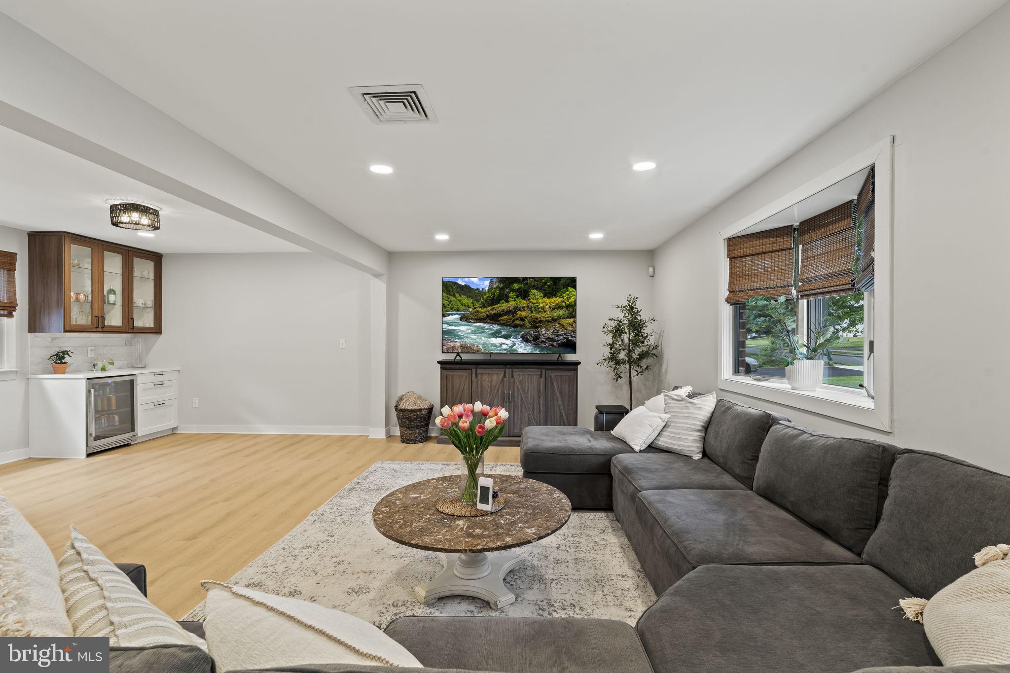 BRIAR HILL FARMS - Residential