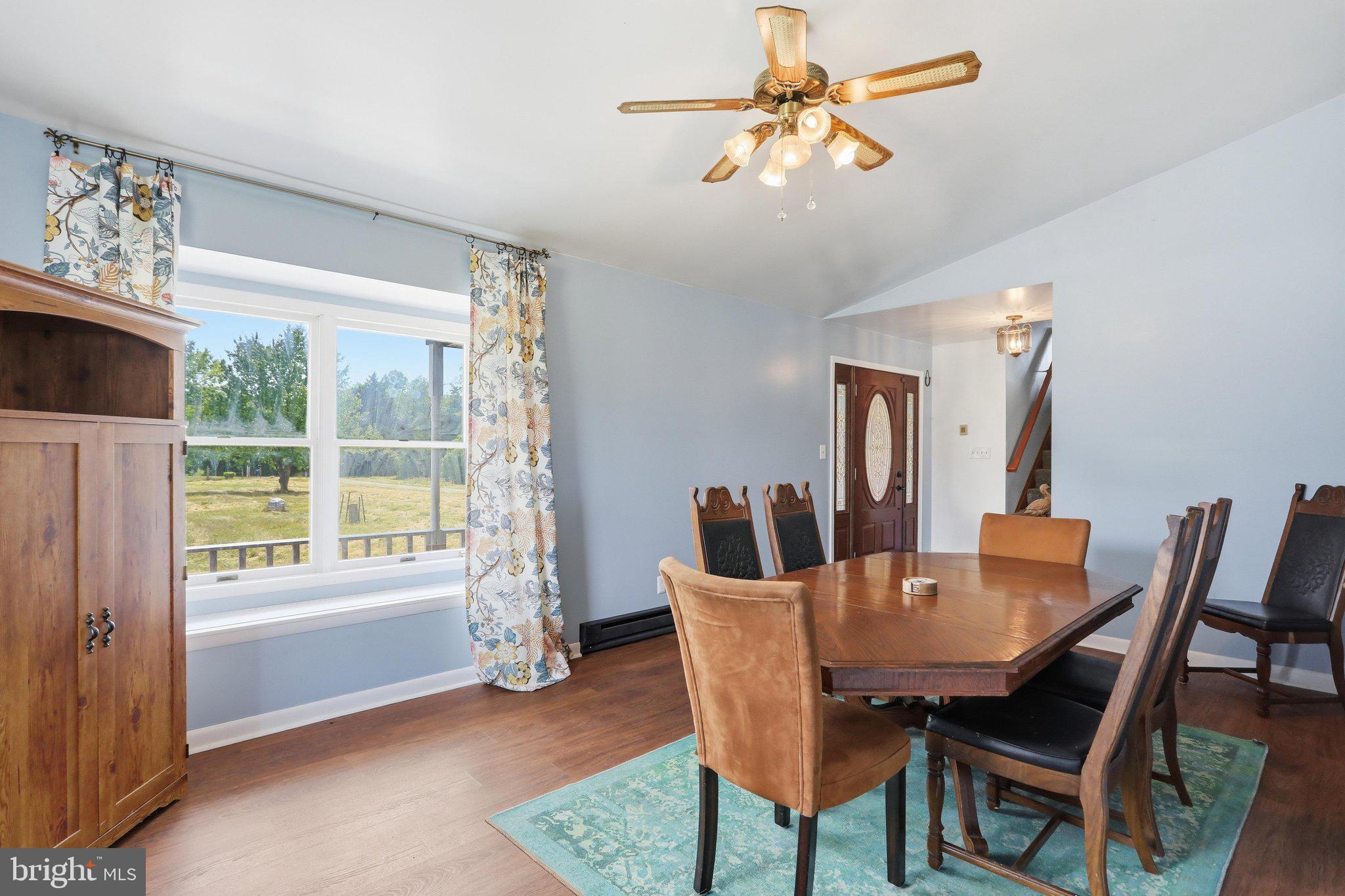 WHITE OAKS - Residential