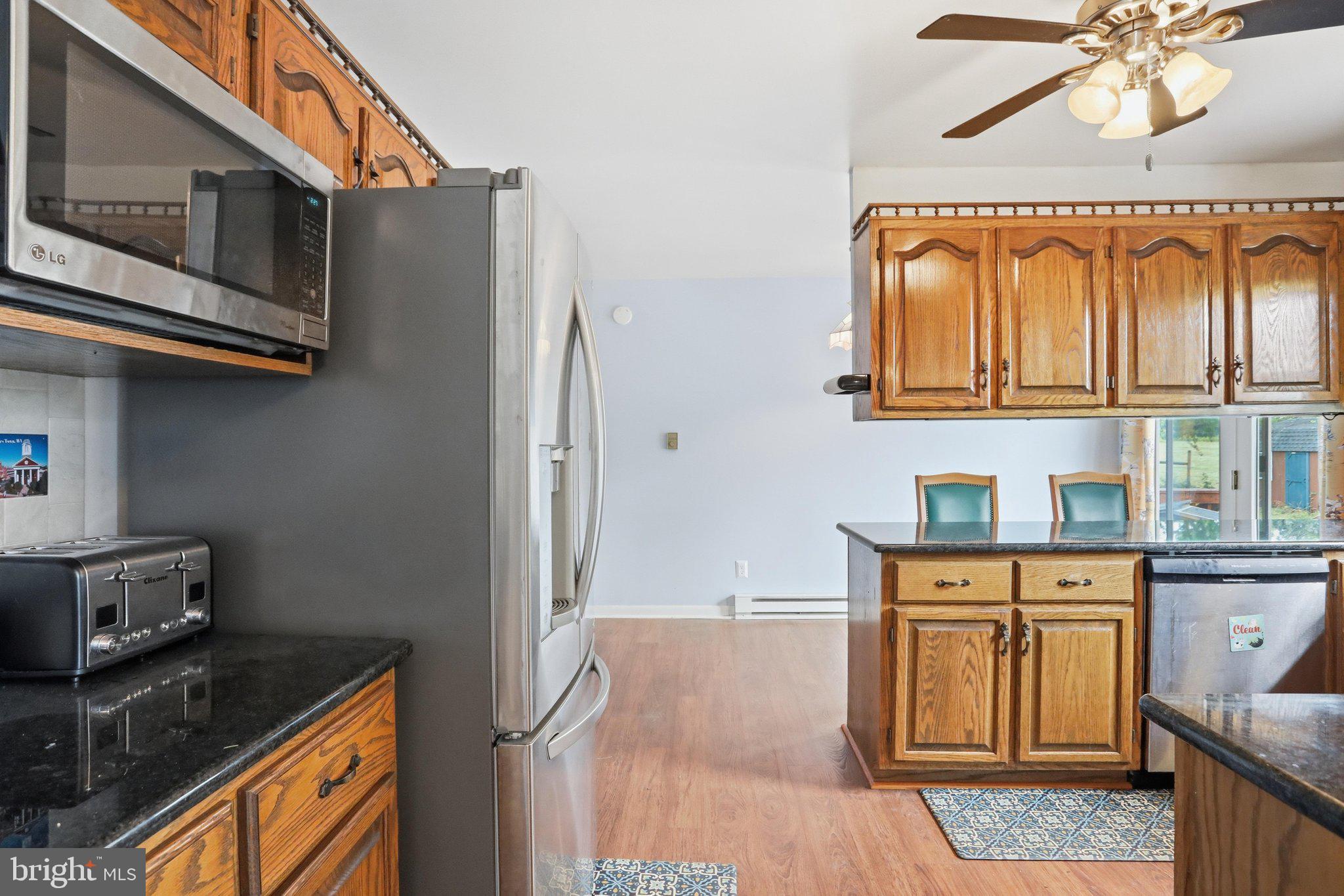 WHITE OAKS - Residential