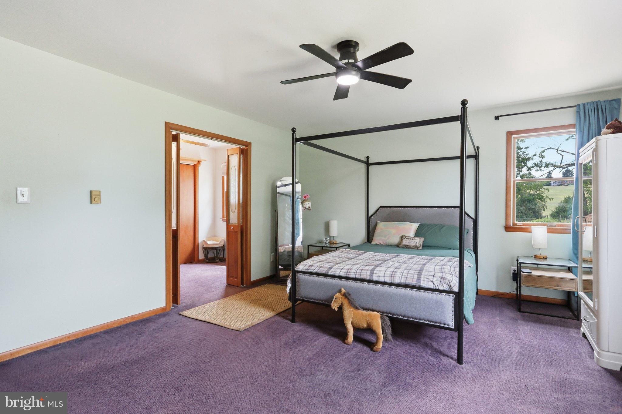 WHITE OAKS - Residential