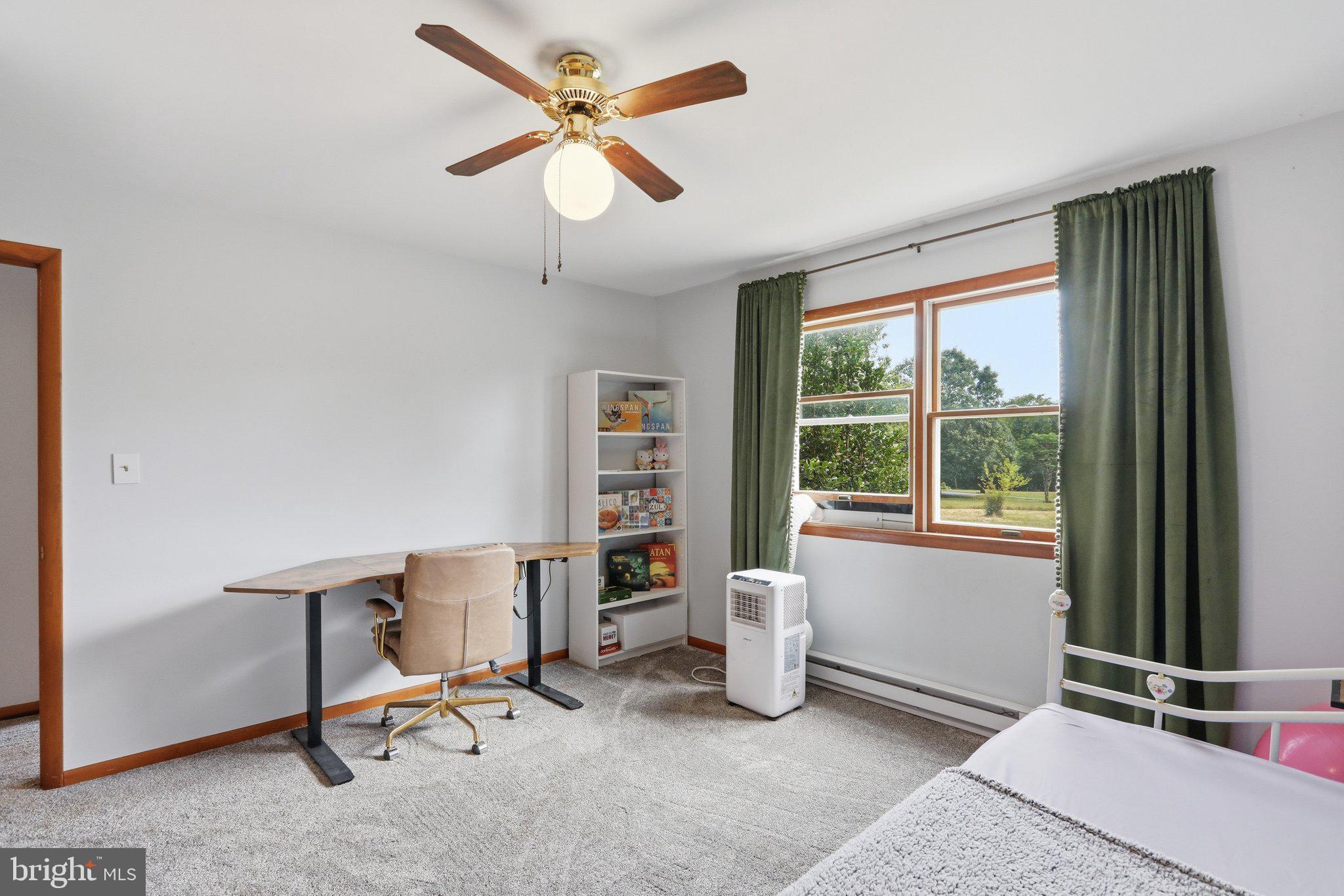 WHITE OAKS - Residential