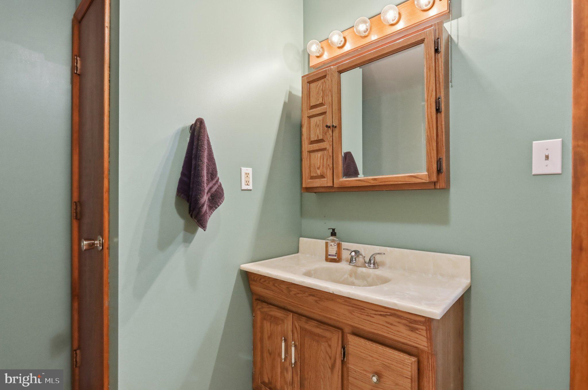 WHITE OAKS - Residential