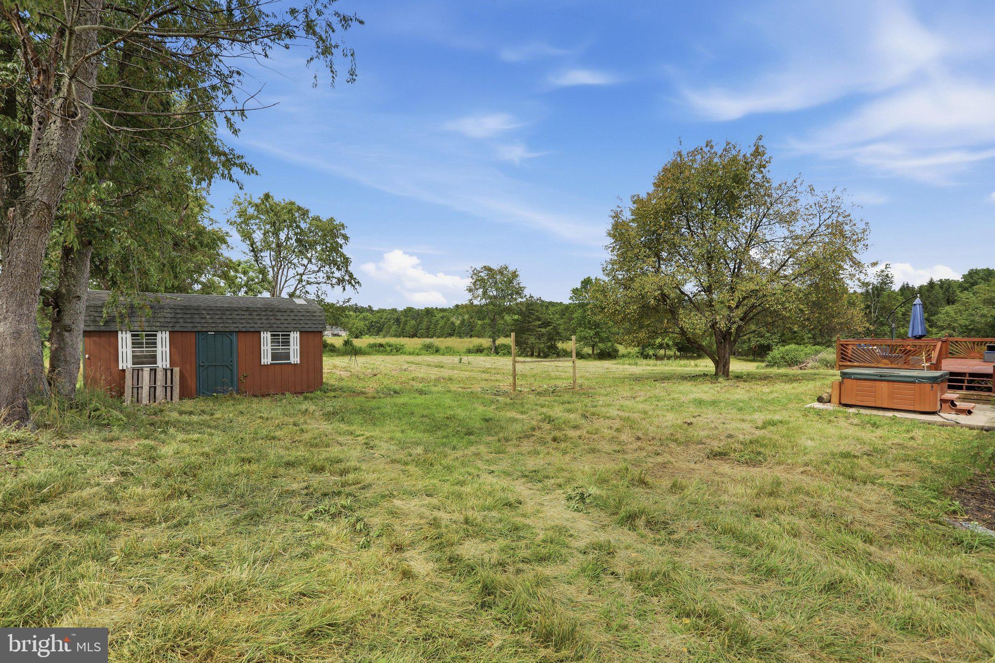 WHITE OAKS - Residential