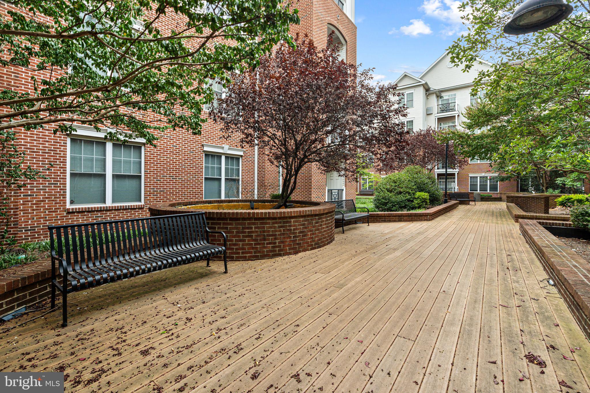 THE GRANDE AT RIVERVIEW - Residential