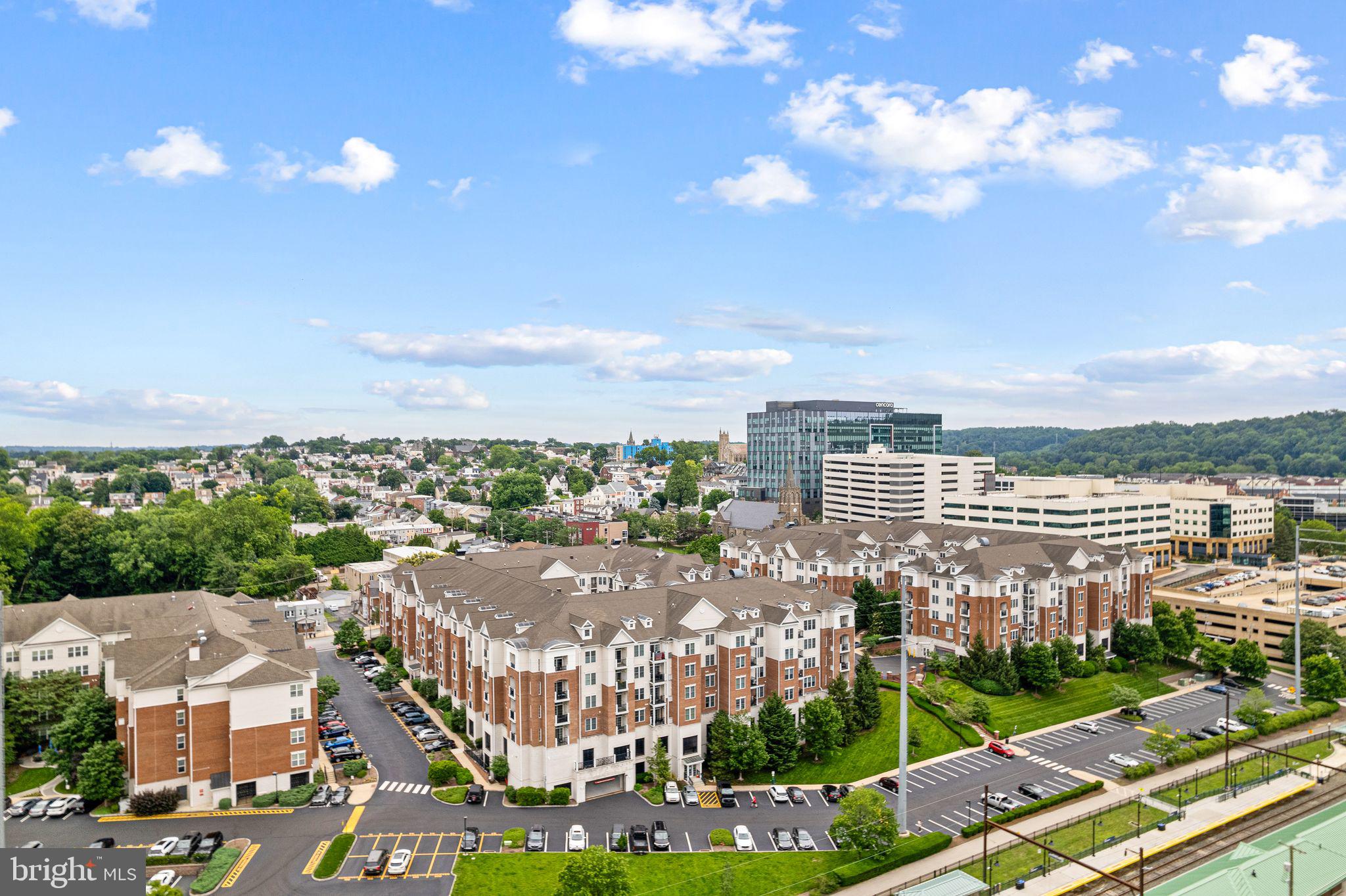 THE GRANDE AT RIVERVIEW - Residential
