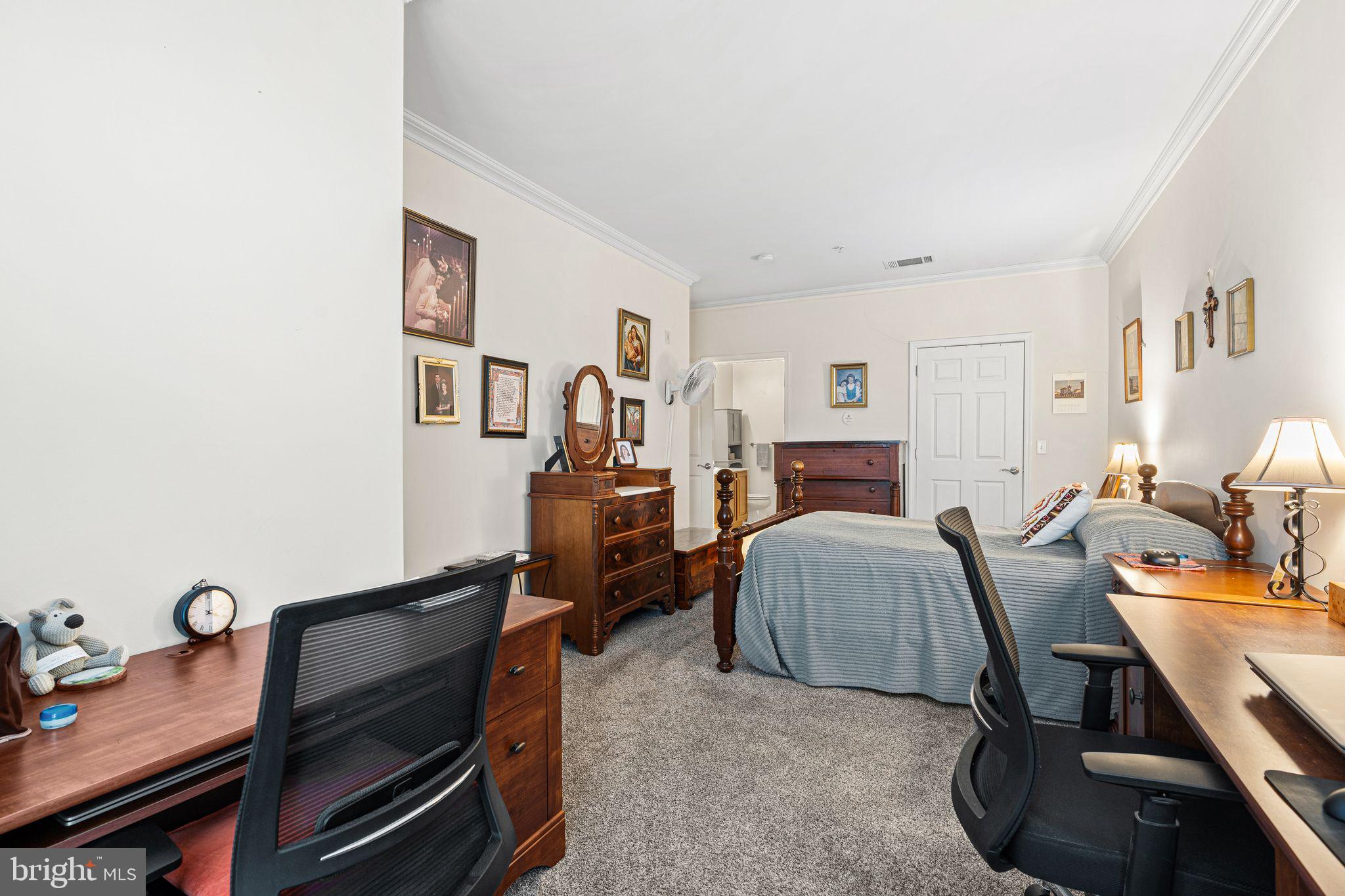 THE GRANDE AT RIVERVIEW - Residential