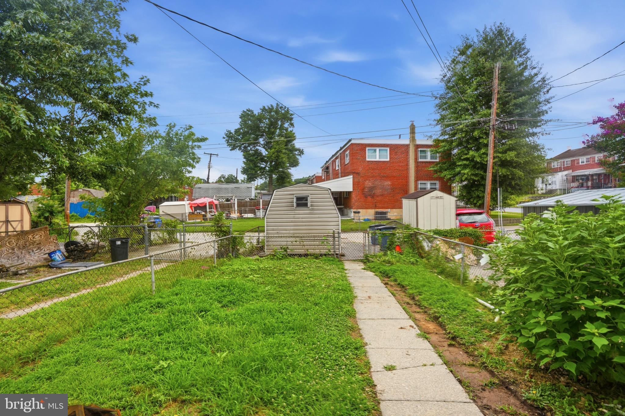 COUNTRY RIDGE - Residential