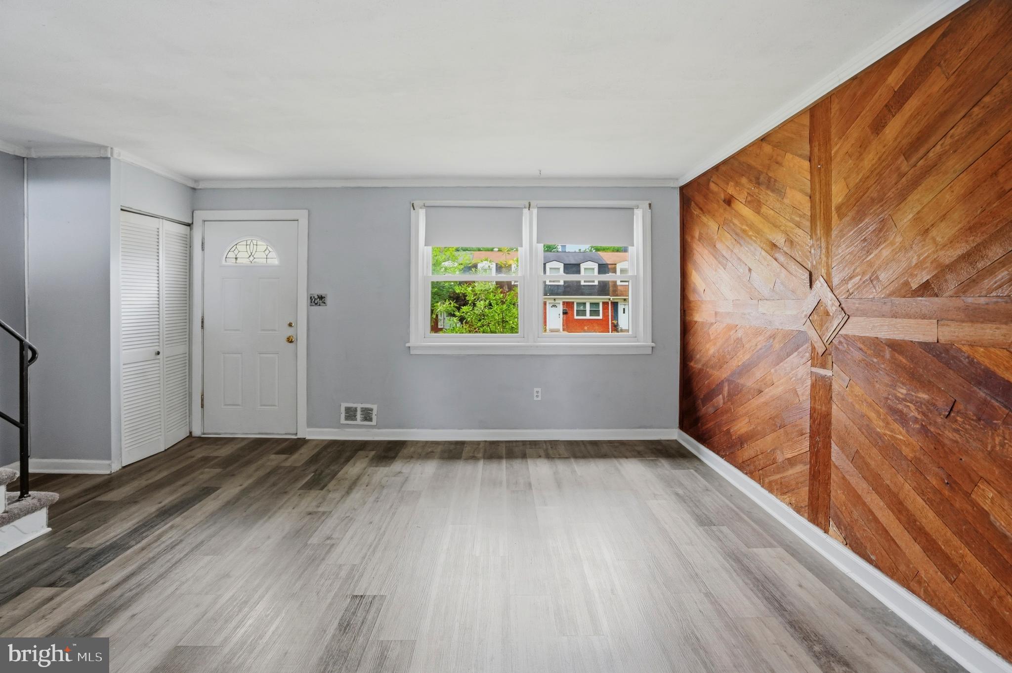 COUNTRY RIDGE - Residential