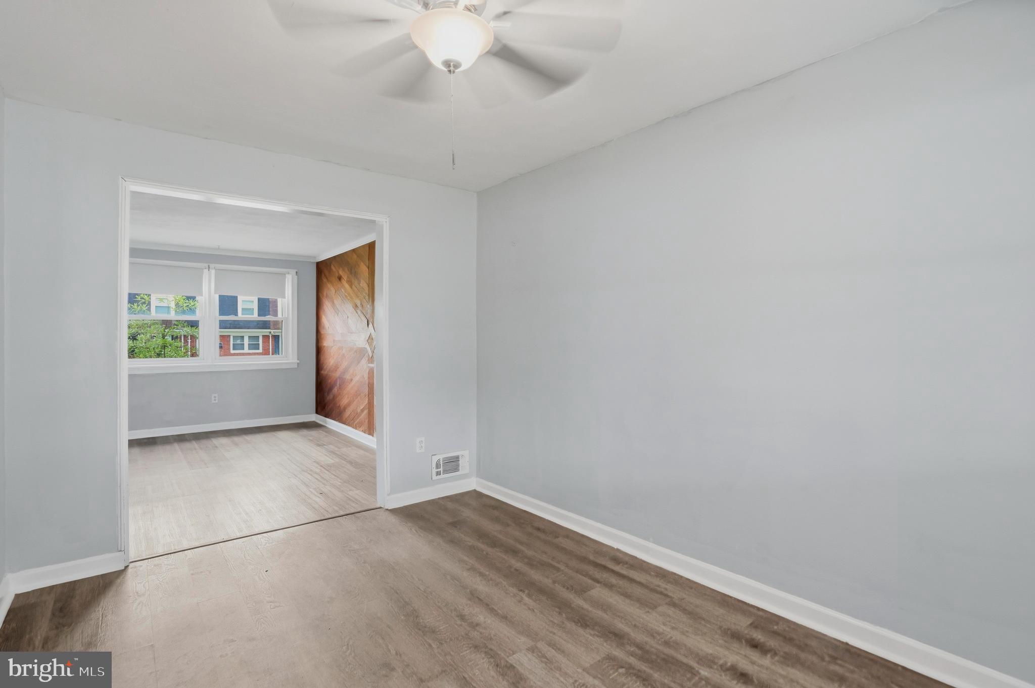 COUNTRY RIDGE - Residential
