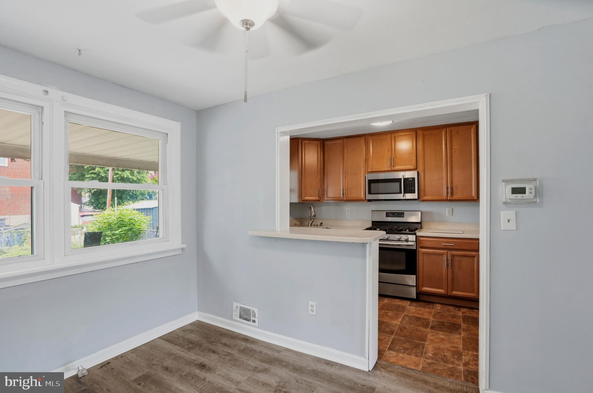 COUNTRY RIDGE - Residential