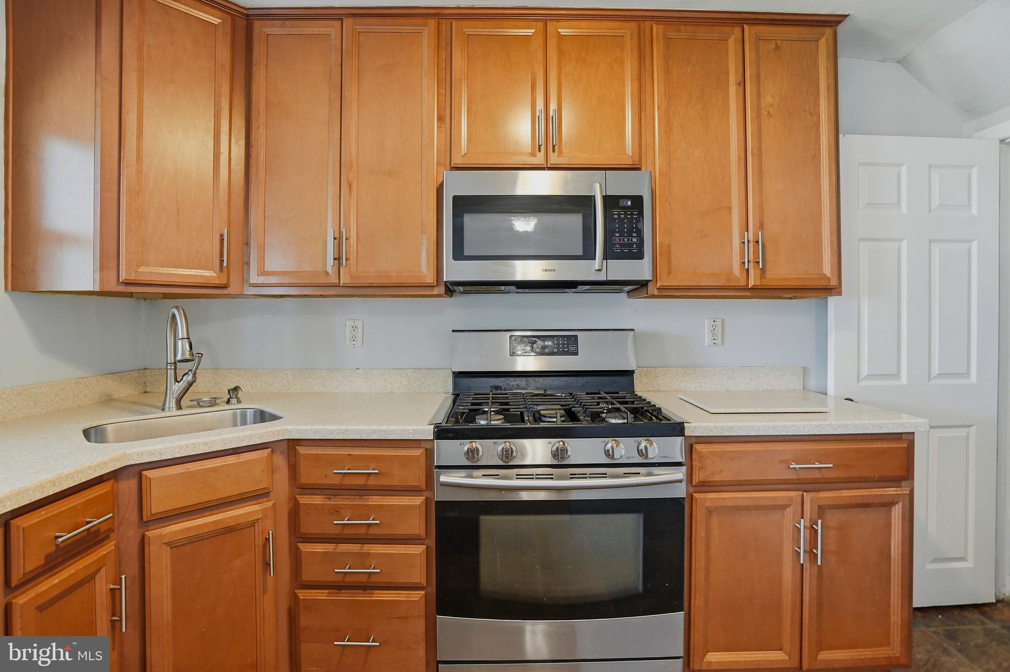 COUNTRY RIDGE - Residential