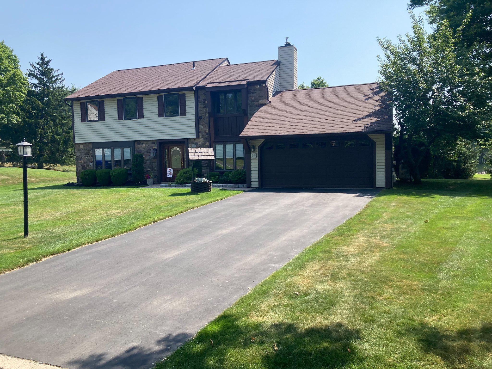 VILLAGE SHIRES - Residential