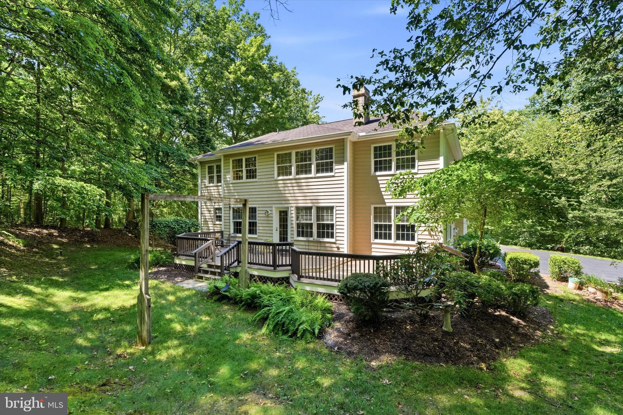 HILLSIDE - Residential