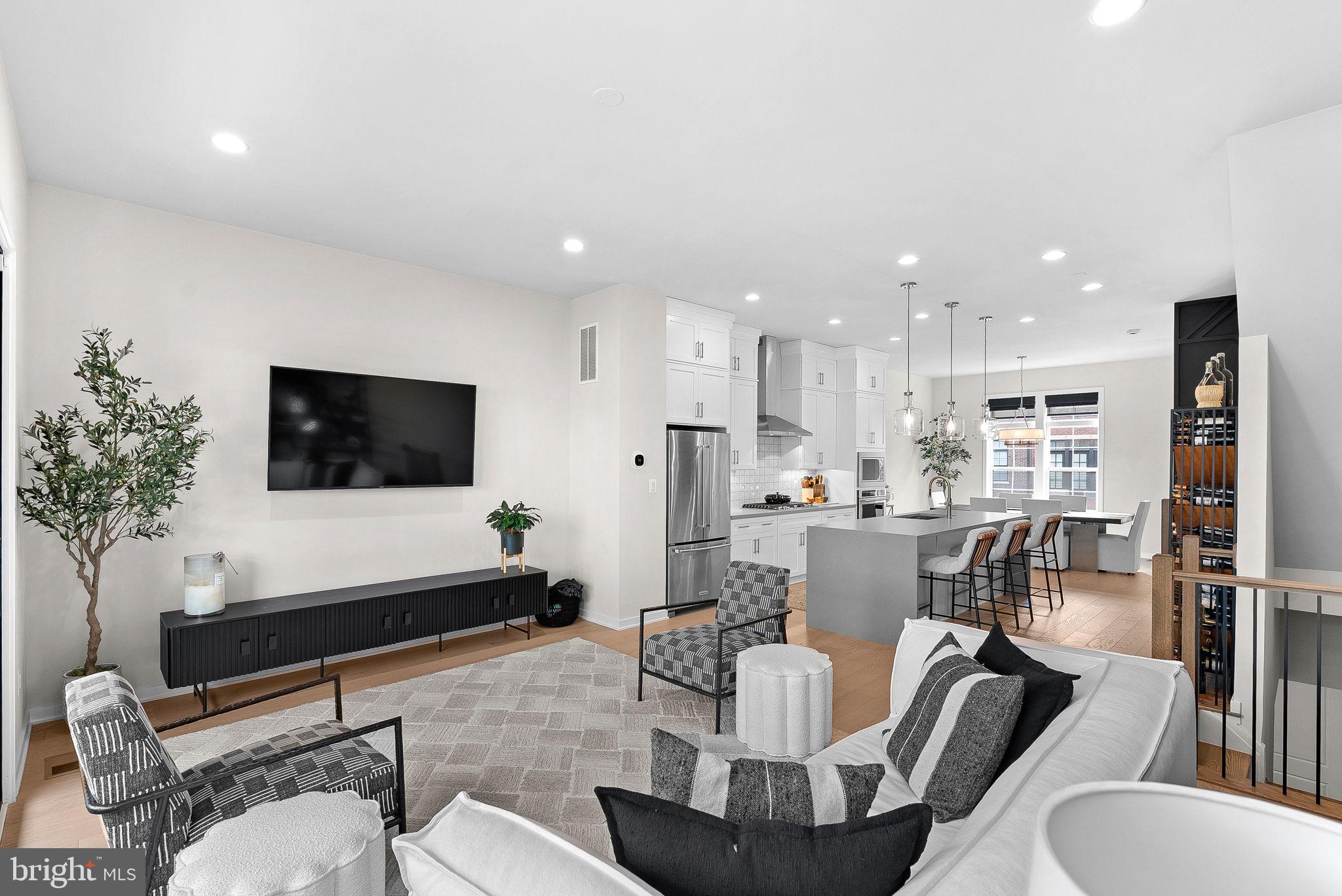 METRO WALK AT MOOREFIELD STATION - Residential