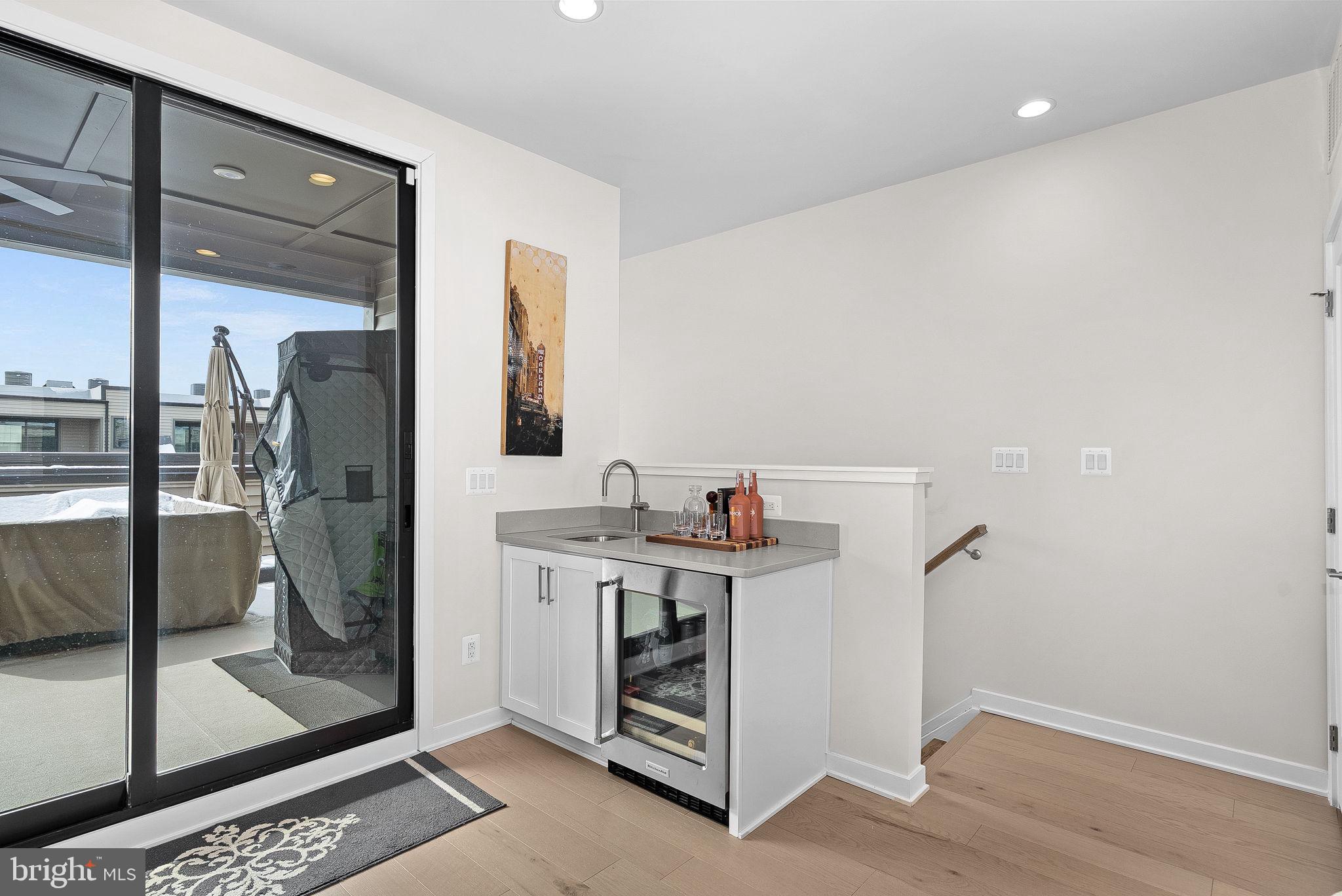 METRO WALK AT MOOREFIELD STATION - Residential