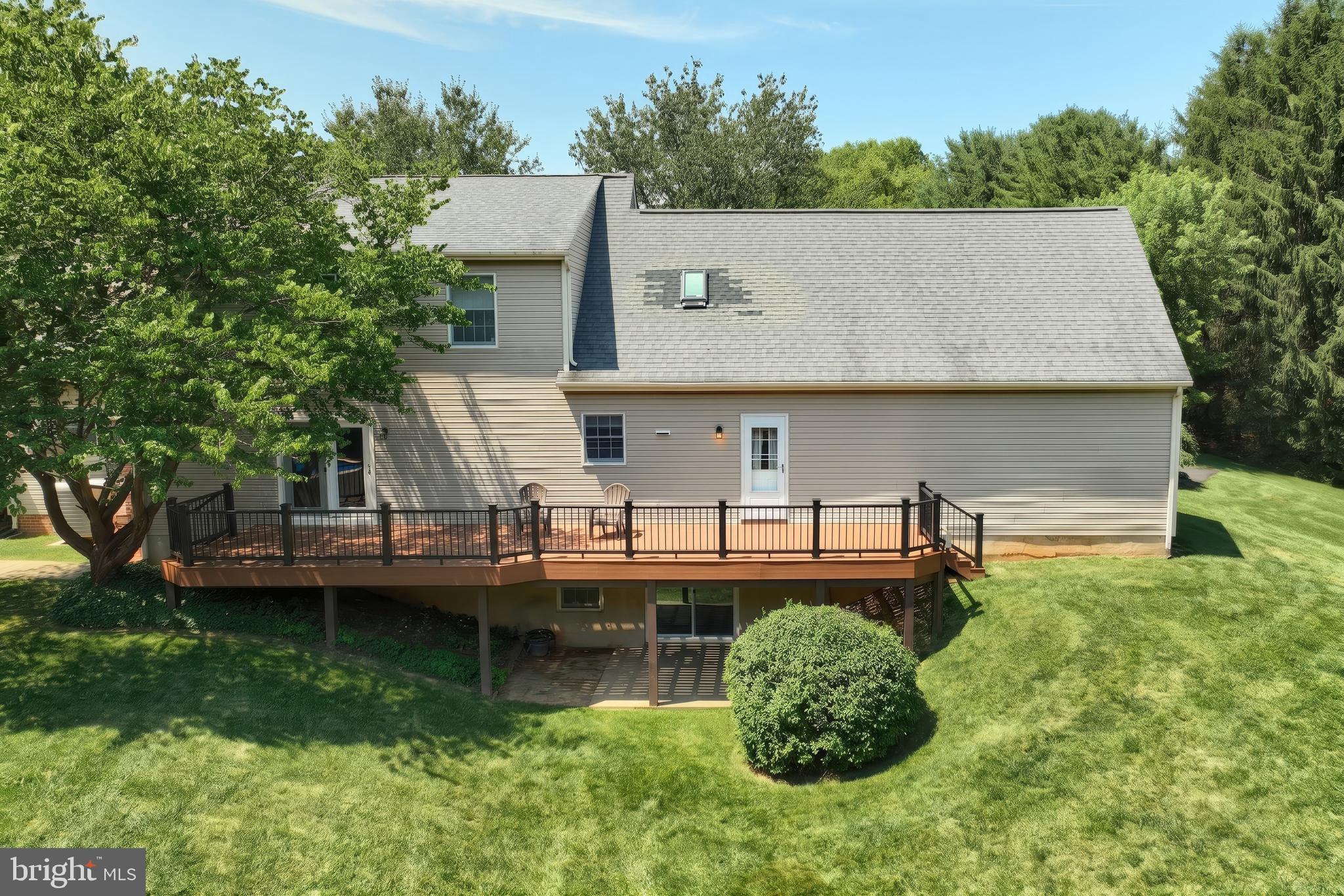 WYNDSTONE FARM ESTATES - Residential