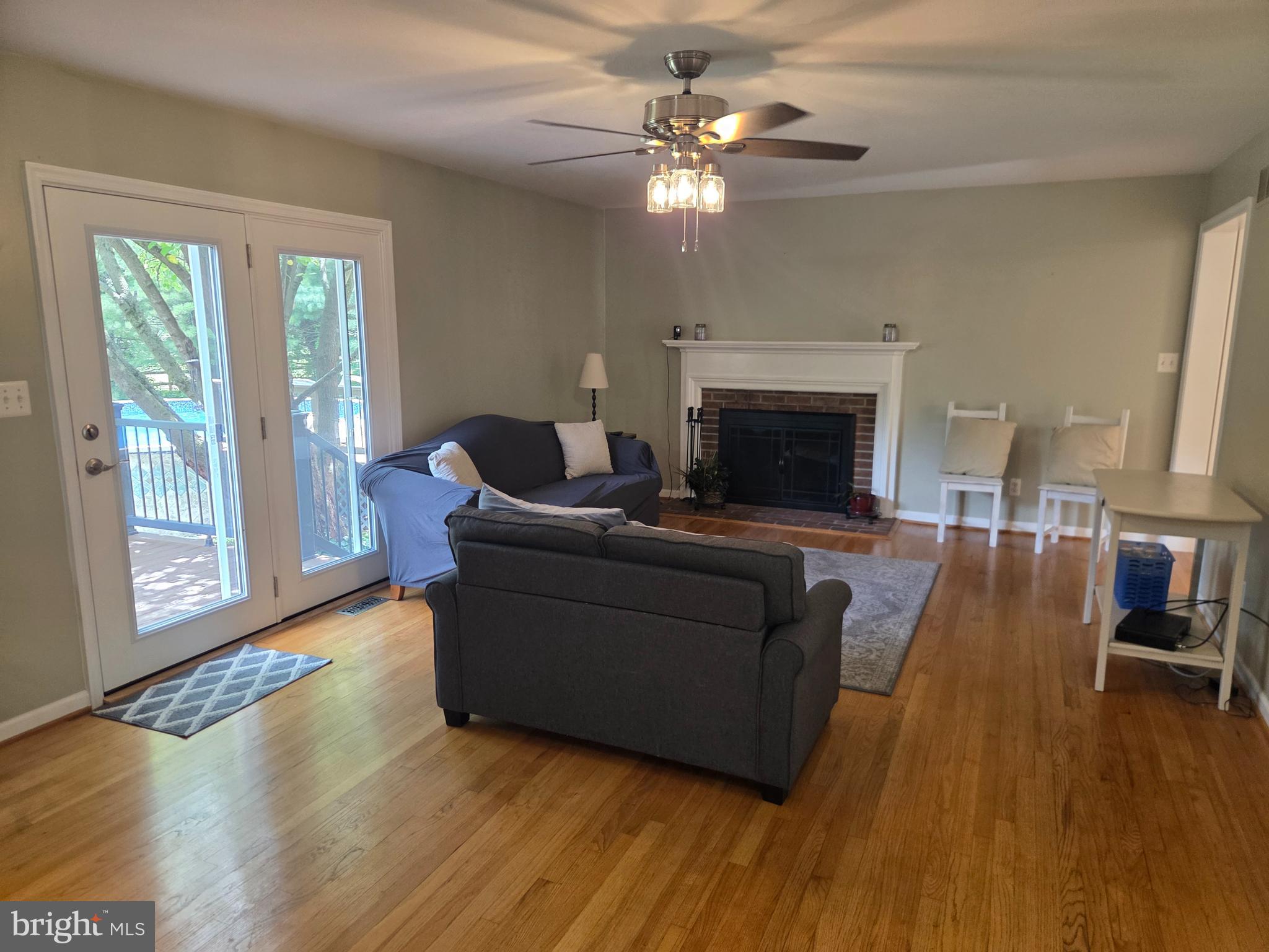 WYNDSTONE FARM ESTATES - Residential
