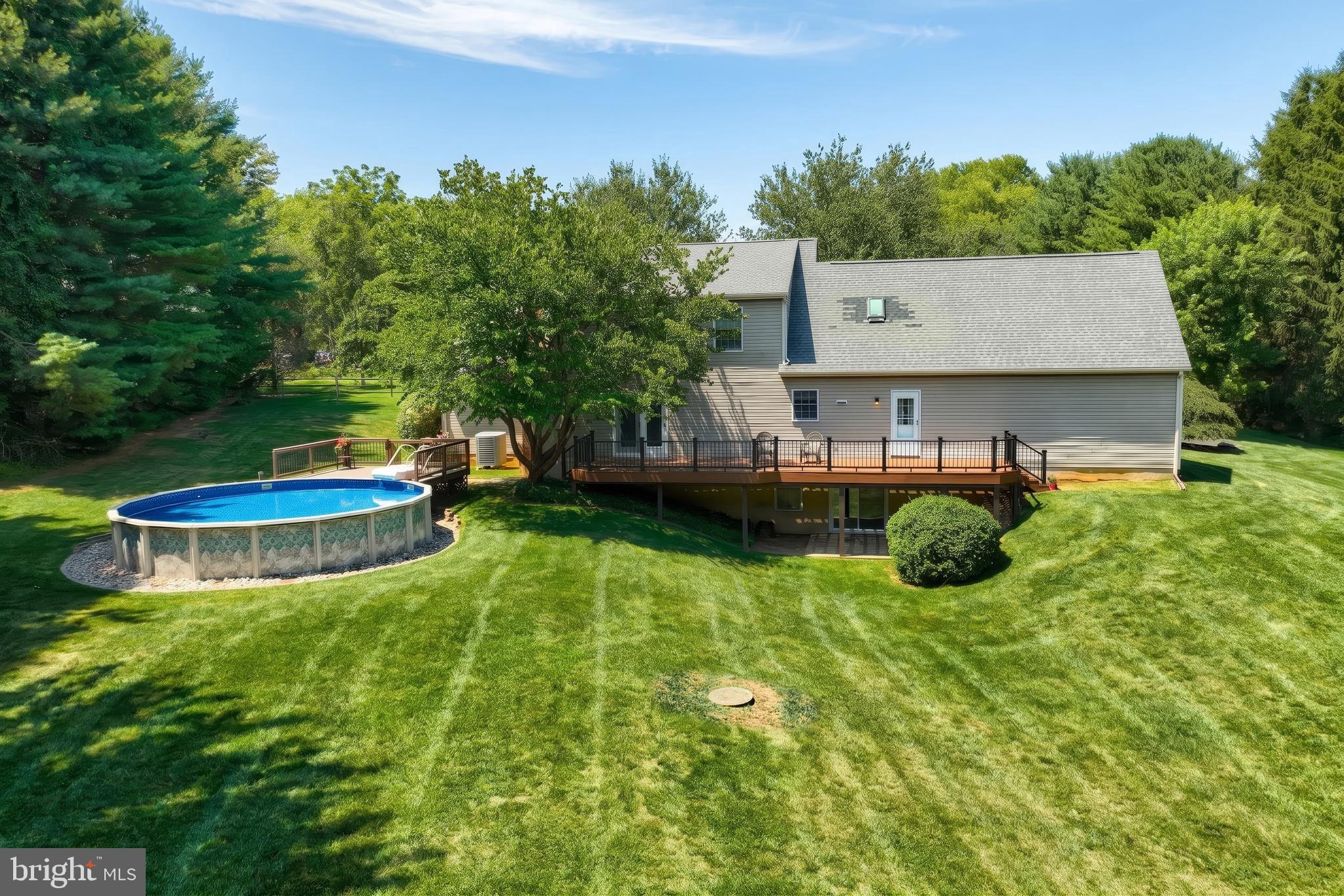 WYNDSTONE FARM ESTATES - Residential