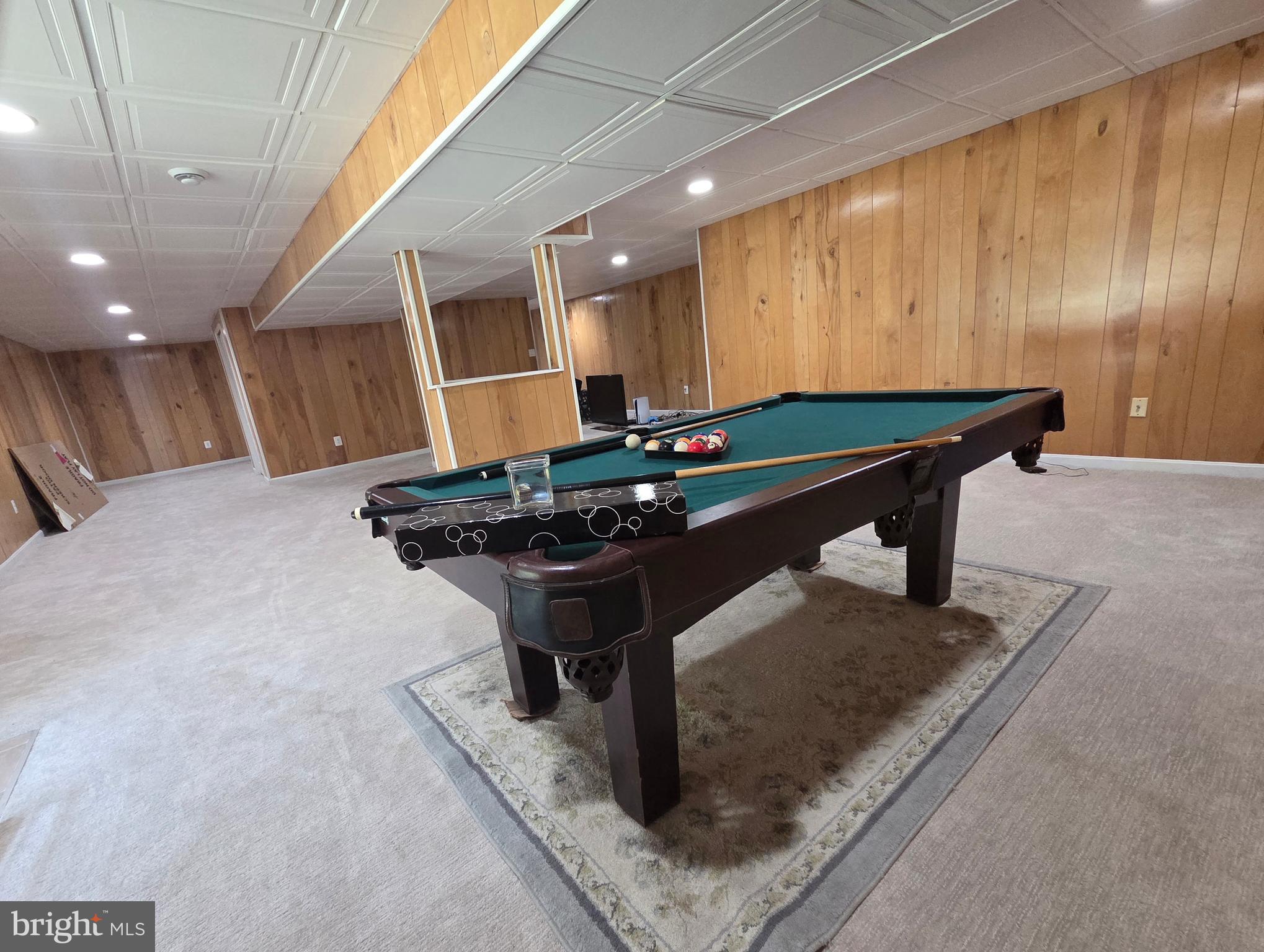 WYNDSTONE FARM ESTATES - Residential