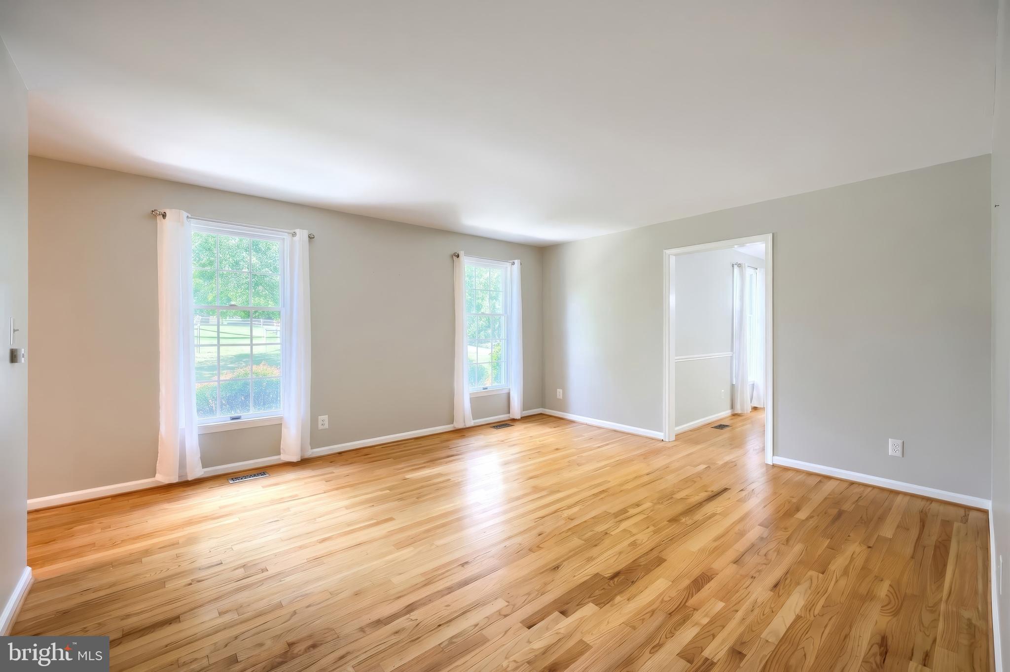 WYNDSTONE FARM ESTATES - Residential