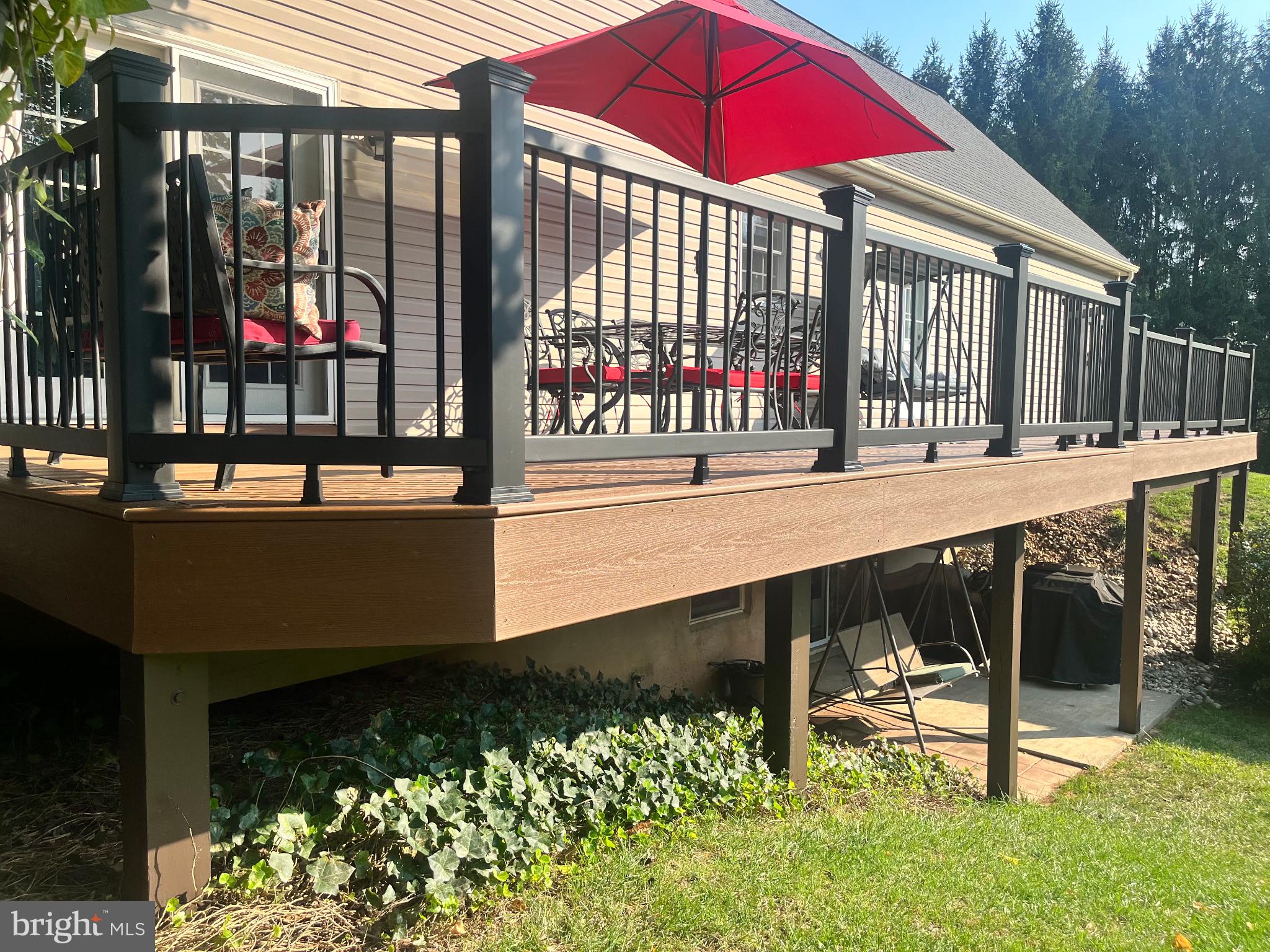 WYNDSTONE FARM ESTATES - Residential