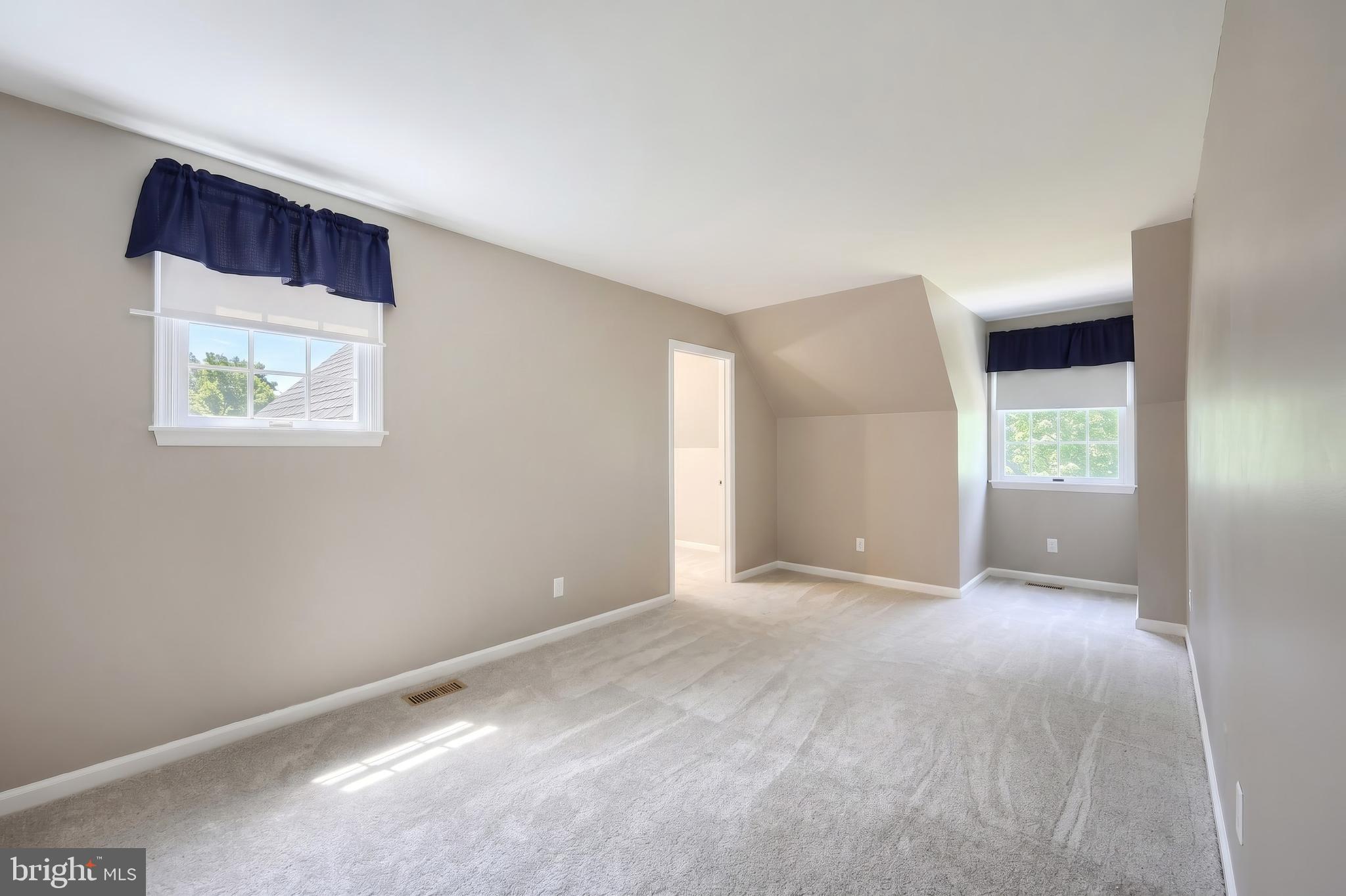 WYNDSTONE FARM ESTATES - Residential
