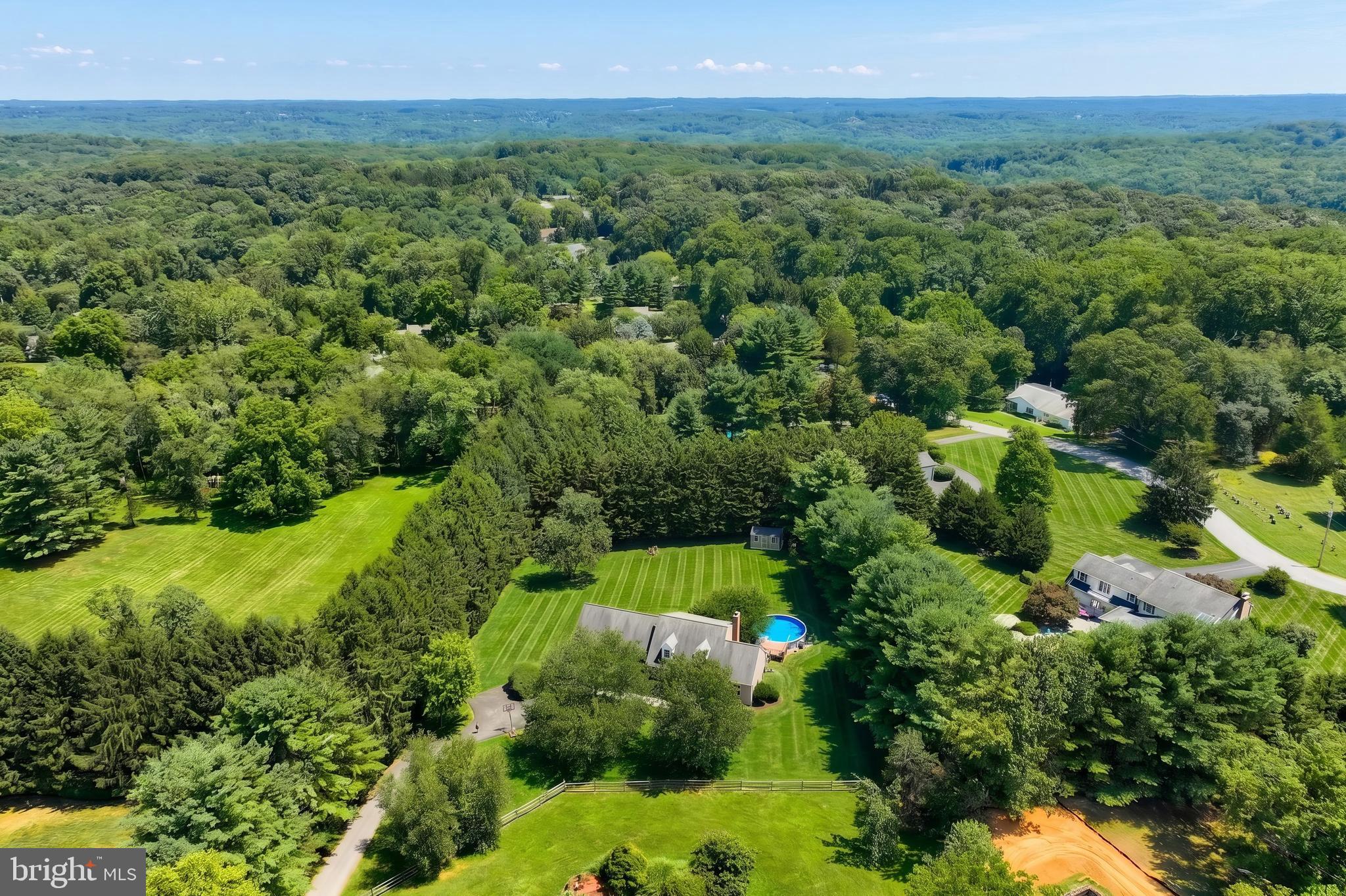 WYNDSTONE FARM ESTATES - Residential