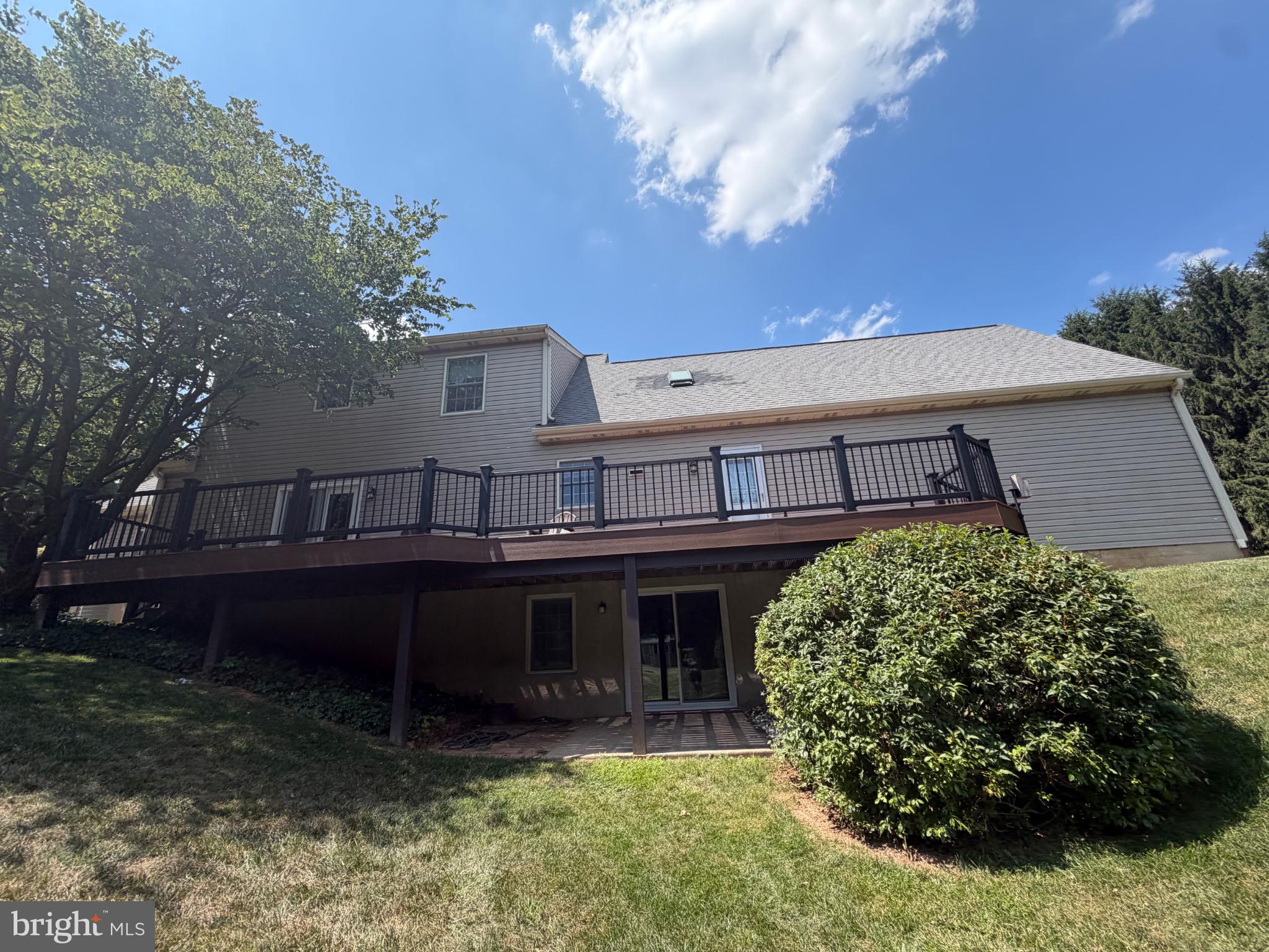 WYNDSTONE FARM ESTATES - Residential