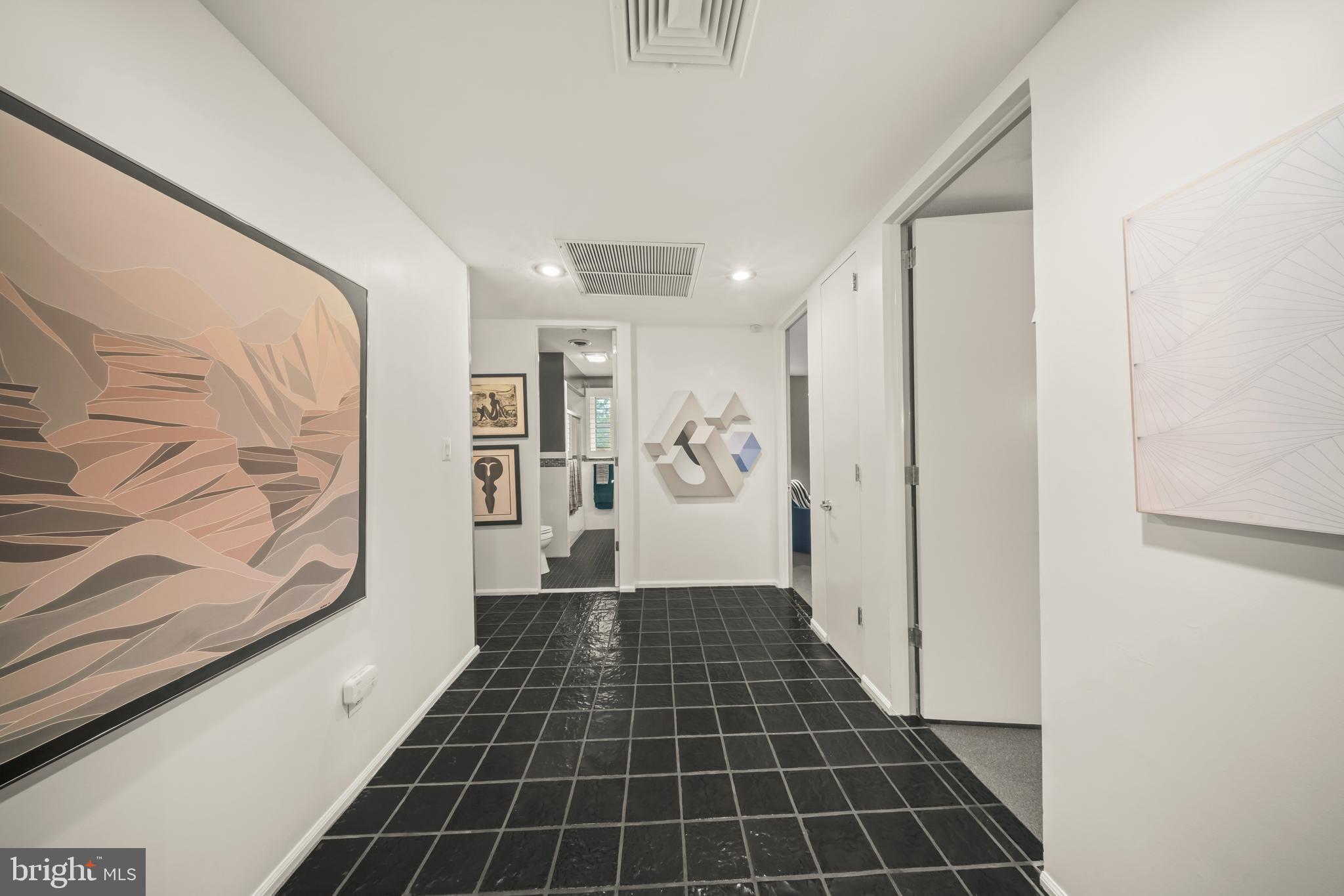 JUSTA FARMS - Residential
