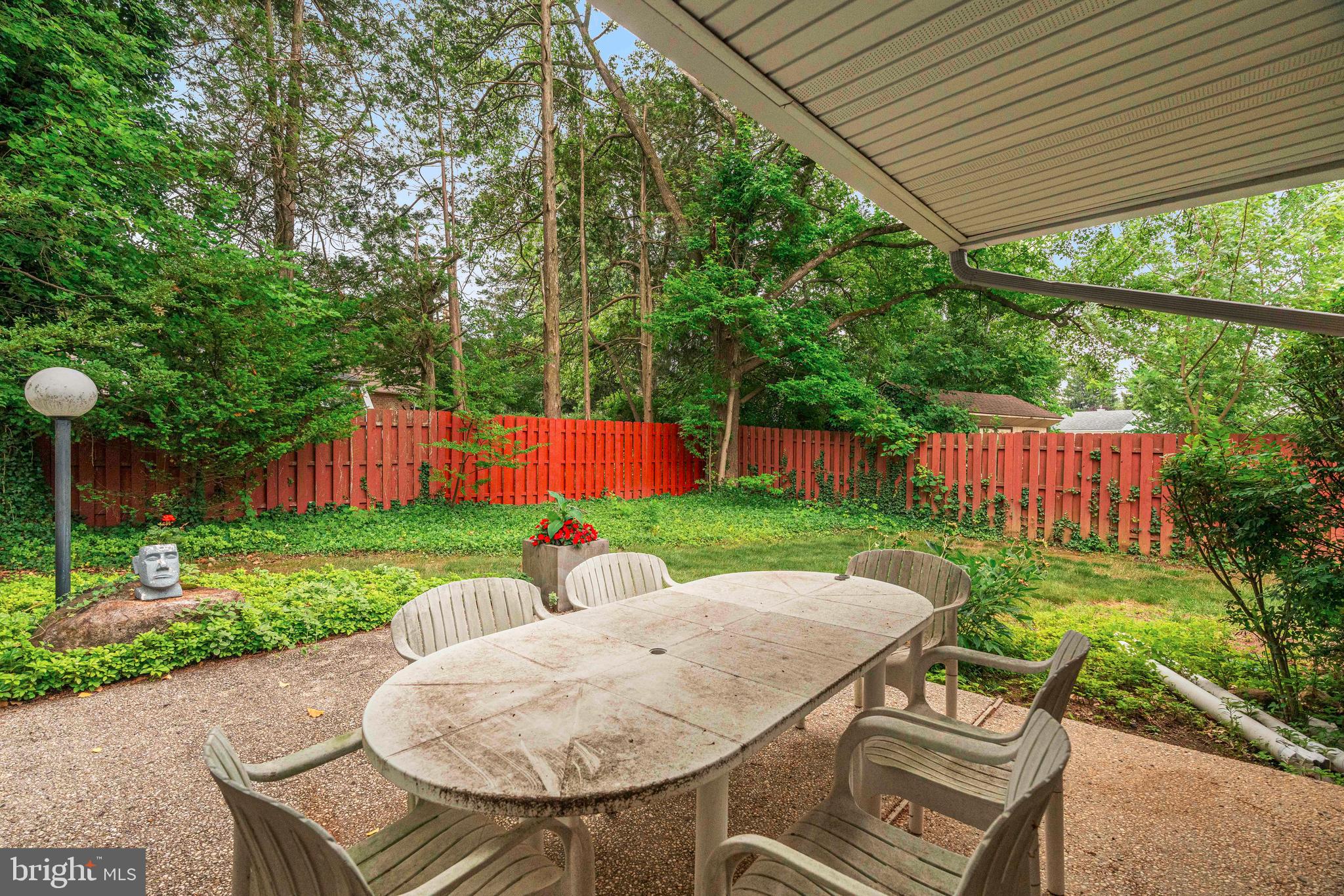 JUSTA FARMS - Residential