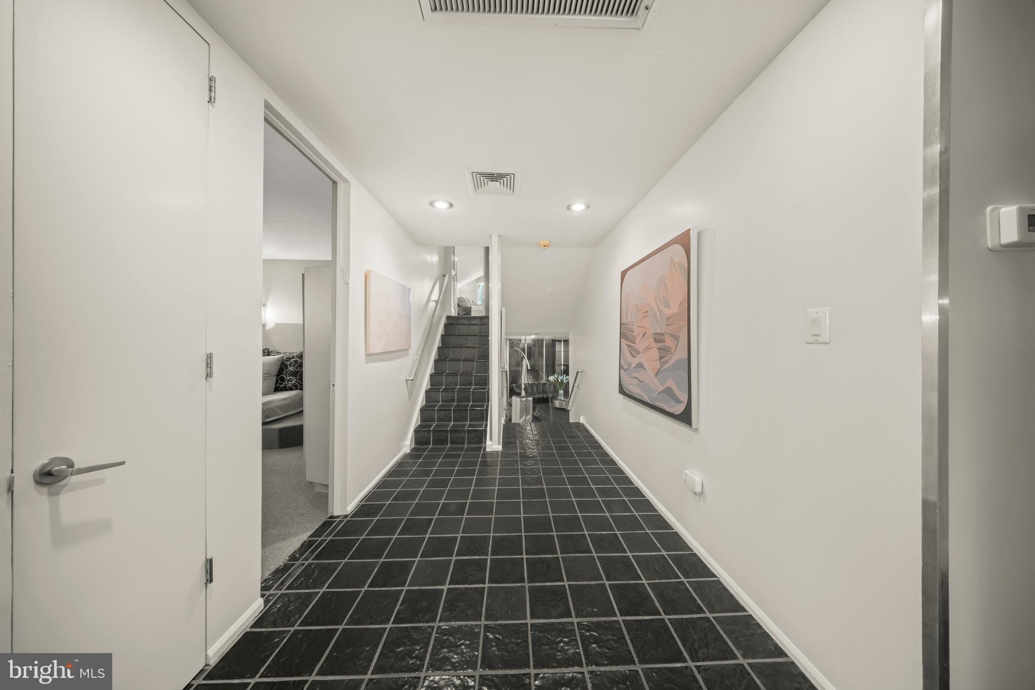 JUSTA FARMS - Residential