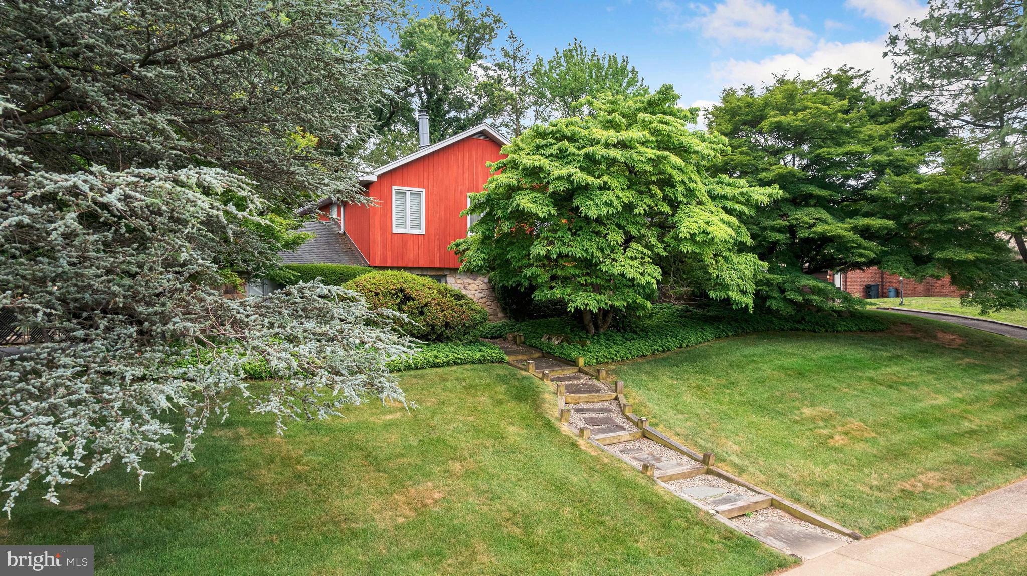 JUSTA FARMS - Residential