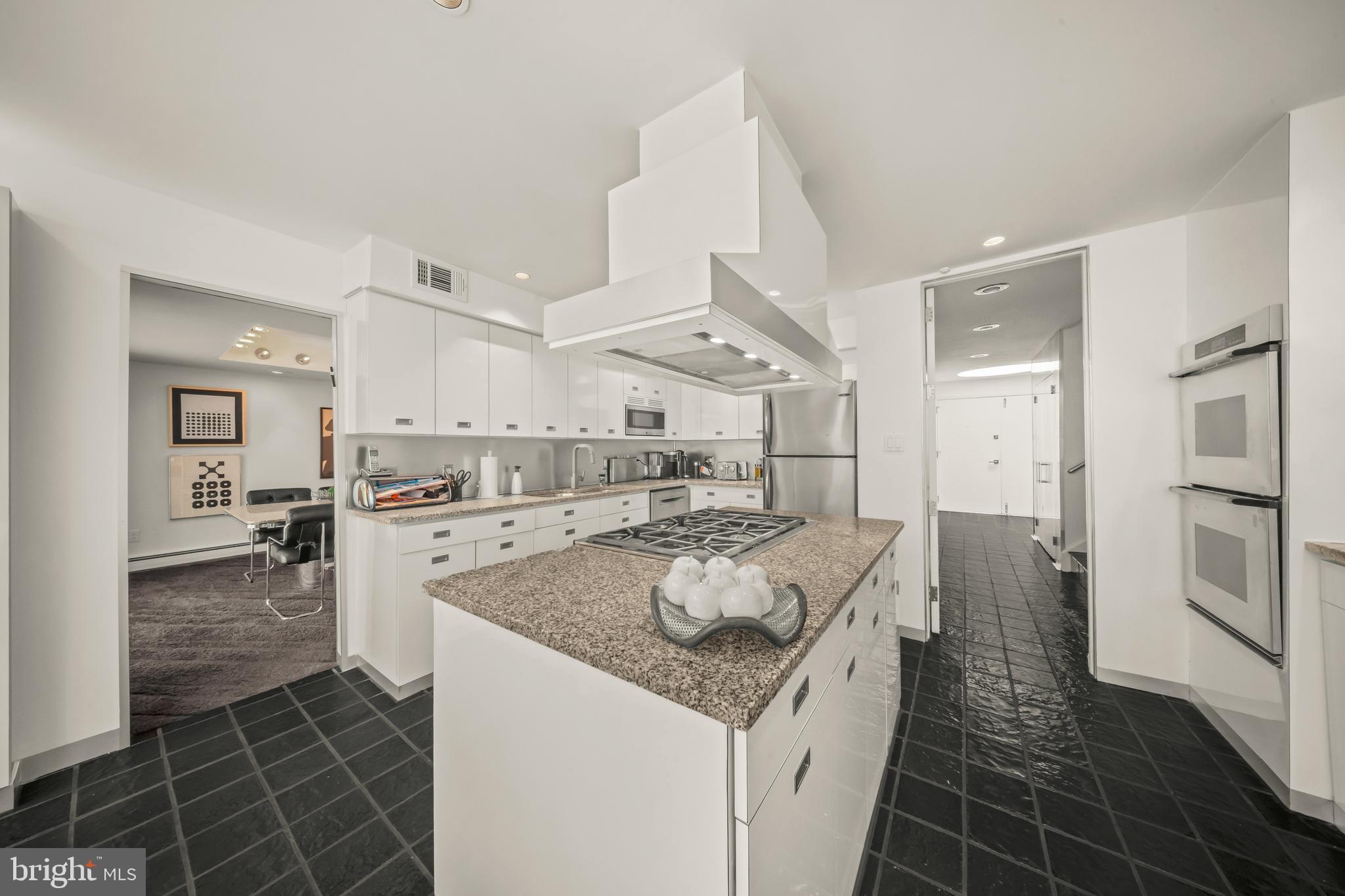 JUSTA FARMS - Residential