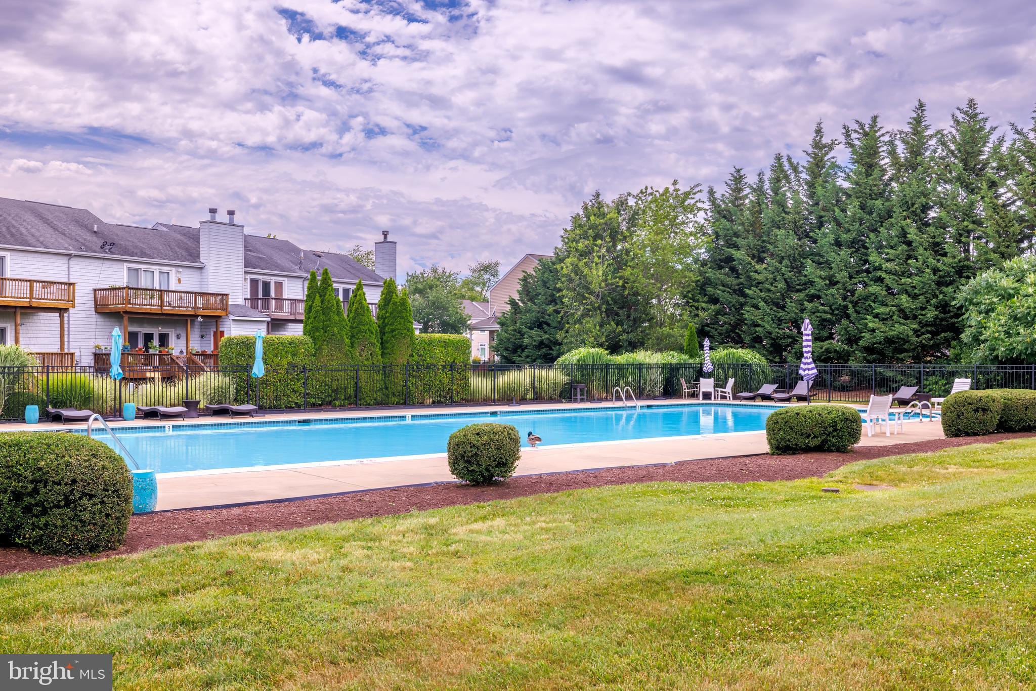 THOMPSON CREEK TOWNHOMES - Residential