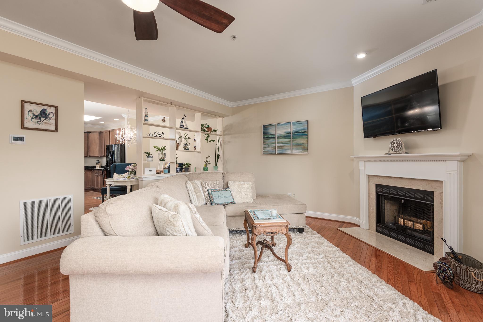 THOMPSON CREEK TOWNHOMES - Residential