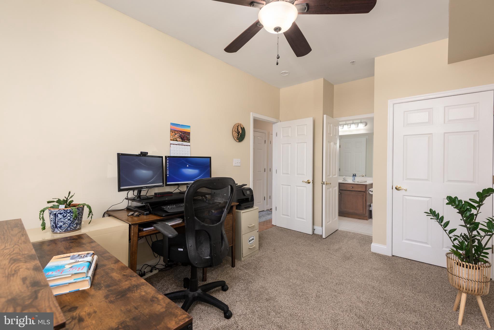 THOMPSON CREEK TOWNHOMES - Residential