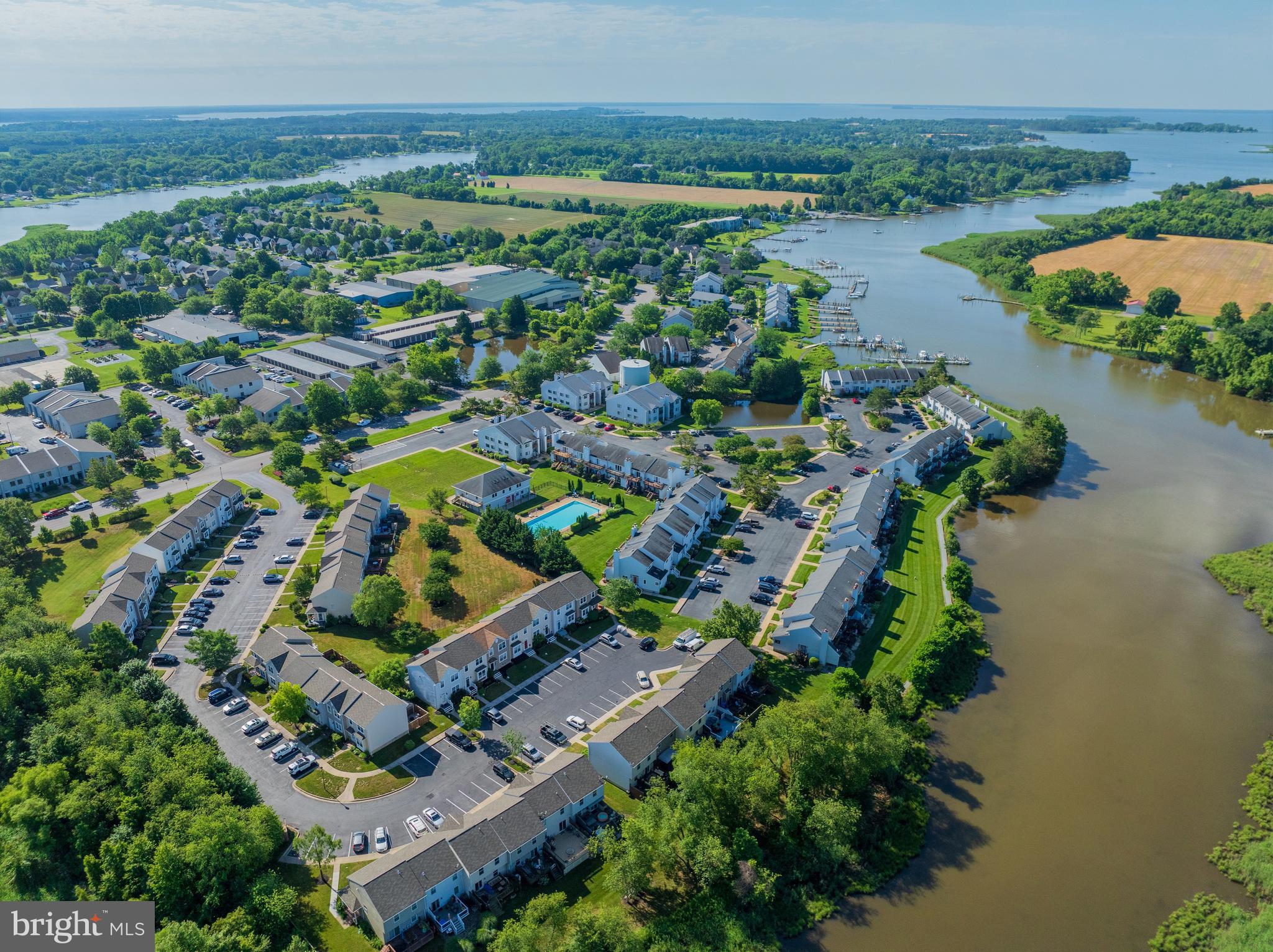 THOMPSON CREEK TOWNHOMES - Residential