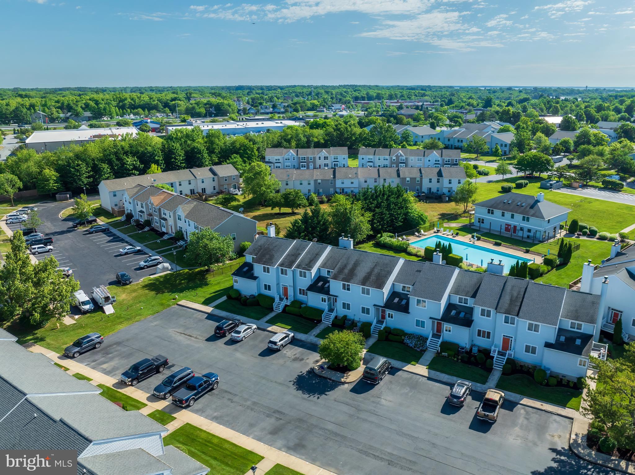 THOMPSON CREEK TOWNHOMES - Residential