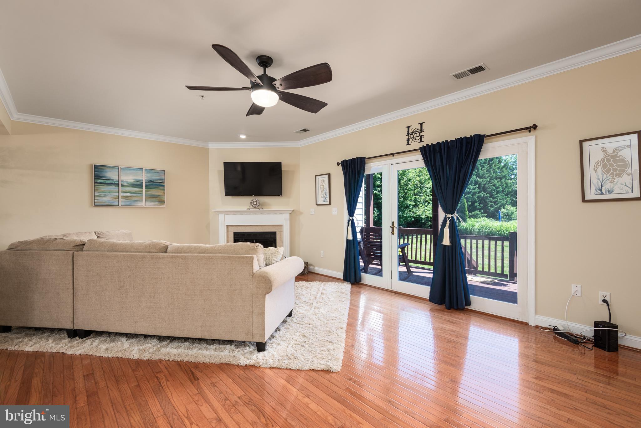 THOMPSON CREEK TOWNHOMES - Residential