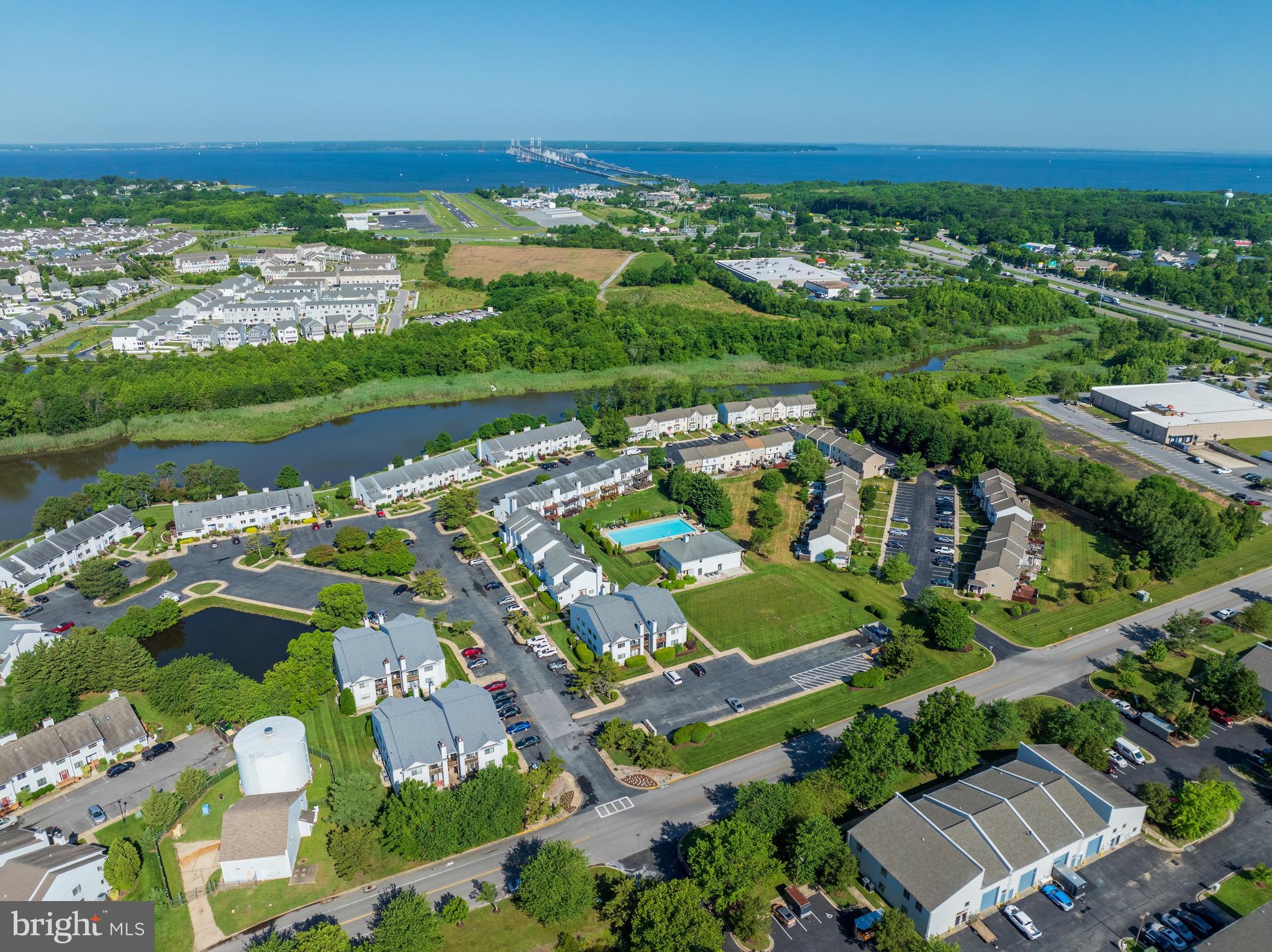 THOMPSON CREEK TOWNHOMES - Residential