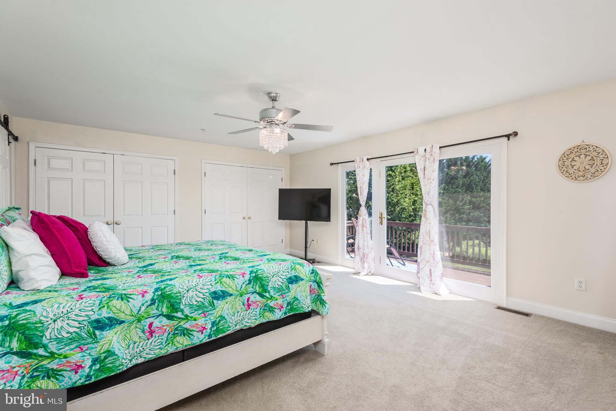 THOMPSON CREEK TOWNHOMES - Residential