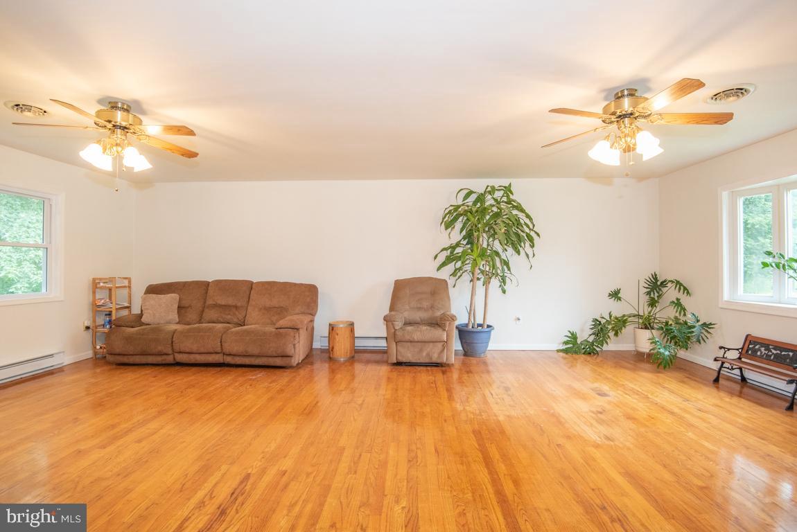 EAST NOTTINGHAM TW - Residential