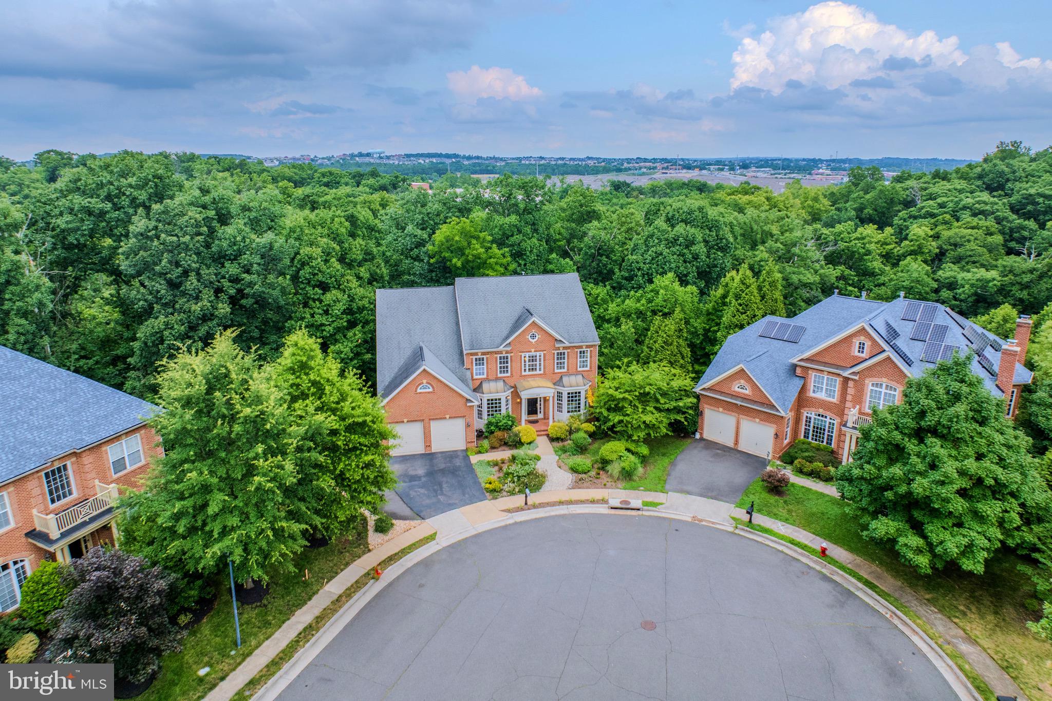BEAUREGARD OVERLOOK - Residential