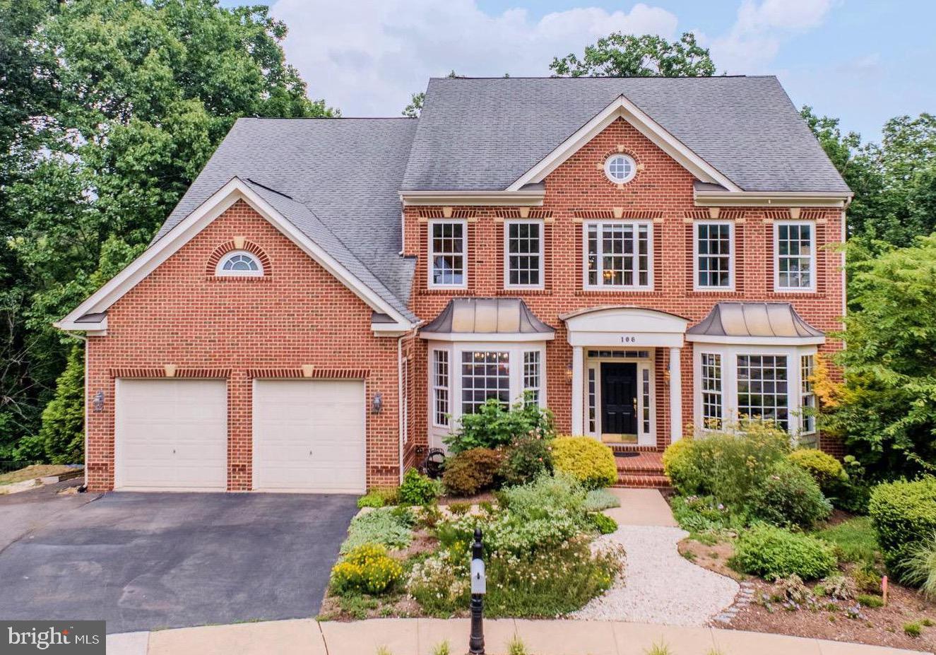 BEAUREGARD OVERLOOK - Residential