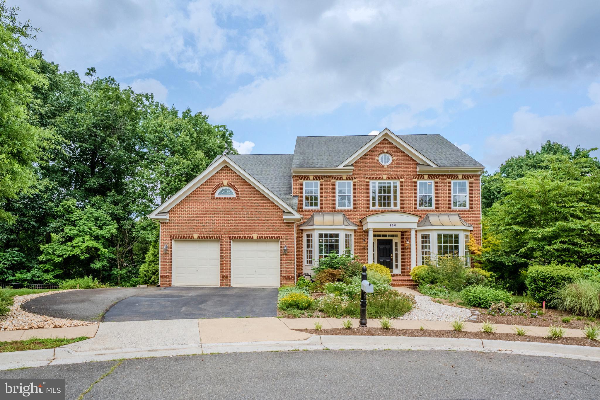 BEAUREGARD OVERLOOK - Residential