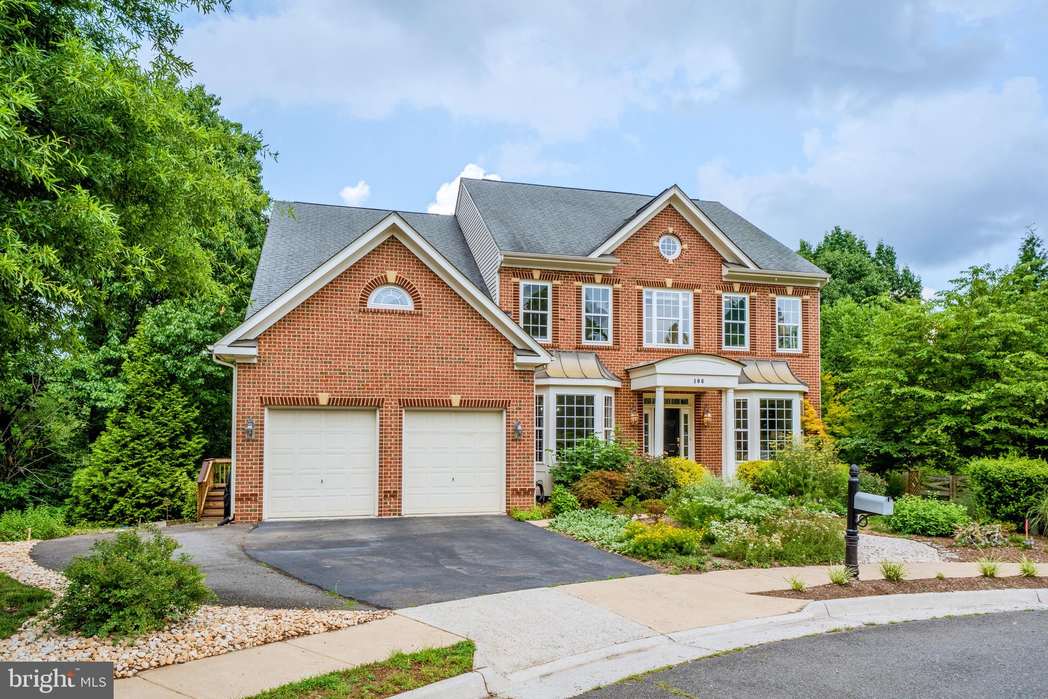 BEAUREGARD OVERLOOK - Residential
