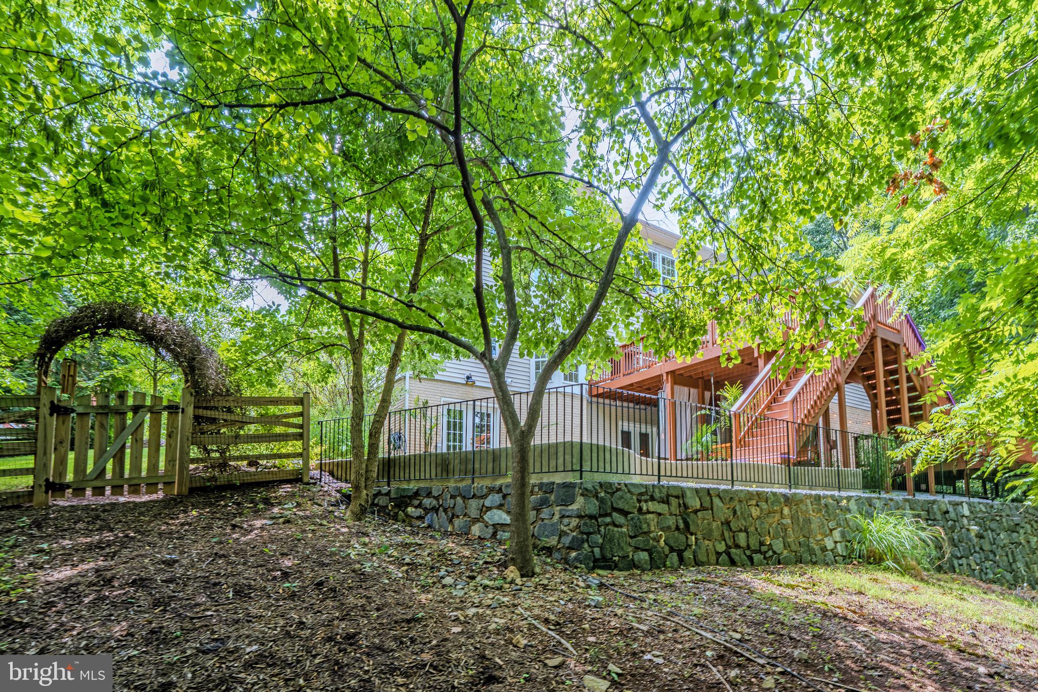BEAUREGARD OVERLOOK - Residential