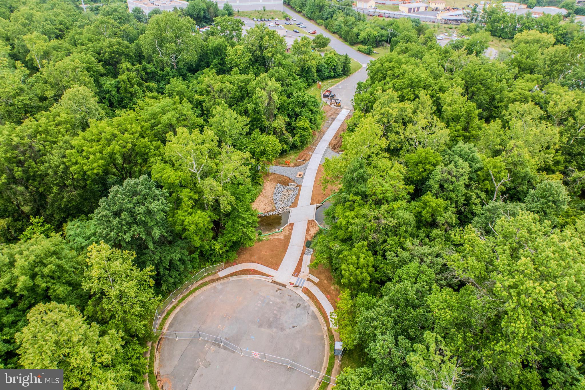 BEAUREGARD OVERLOOK - Residential
