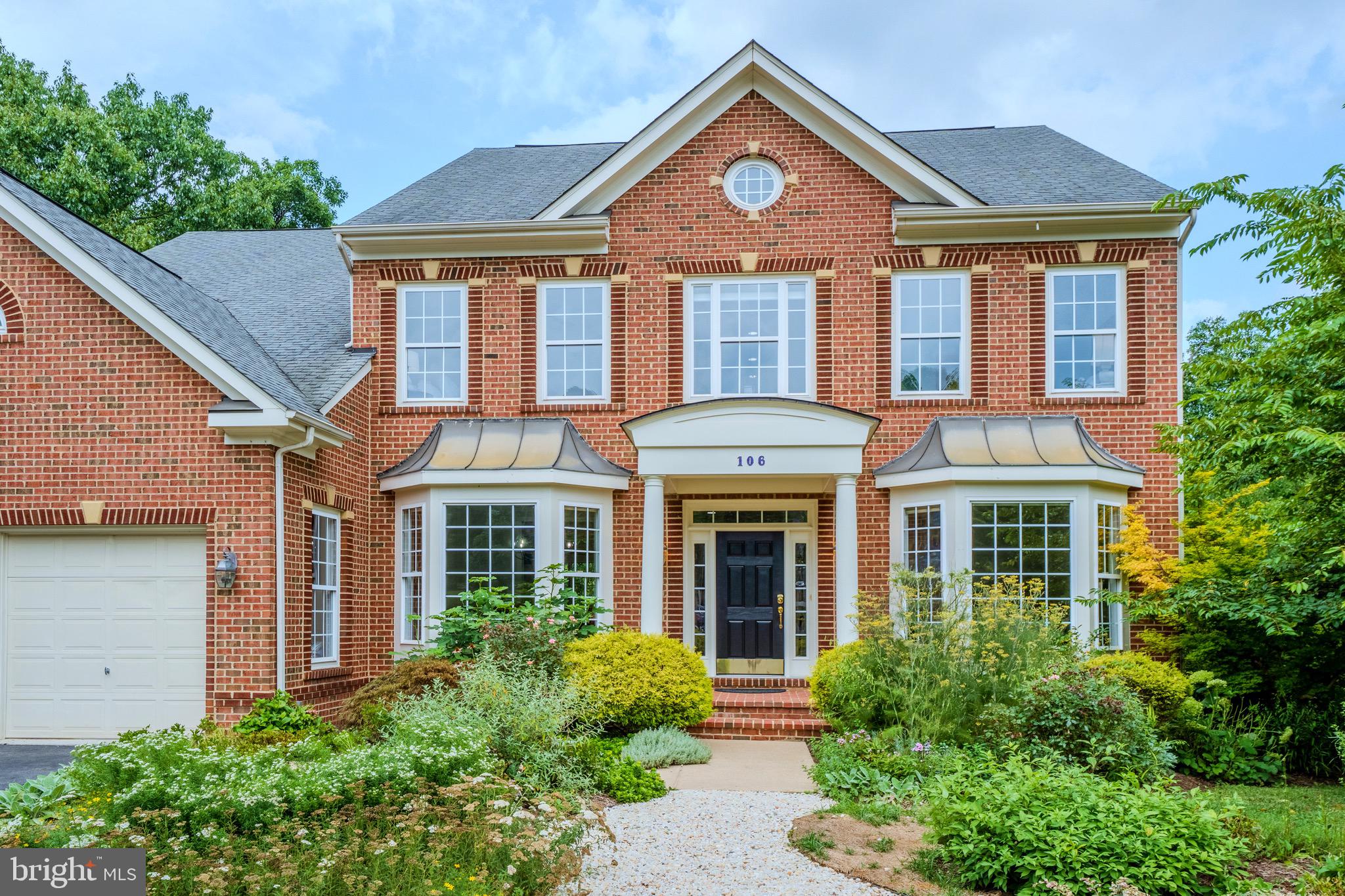 BEAUREGARD OVERLOOK - Residential