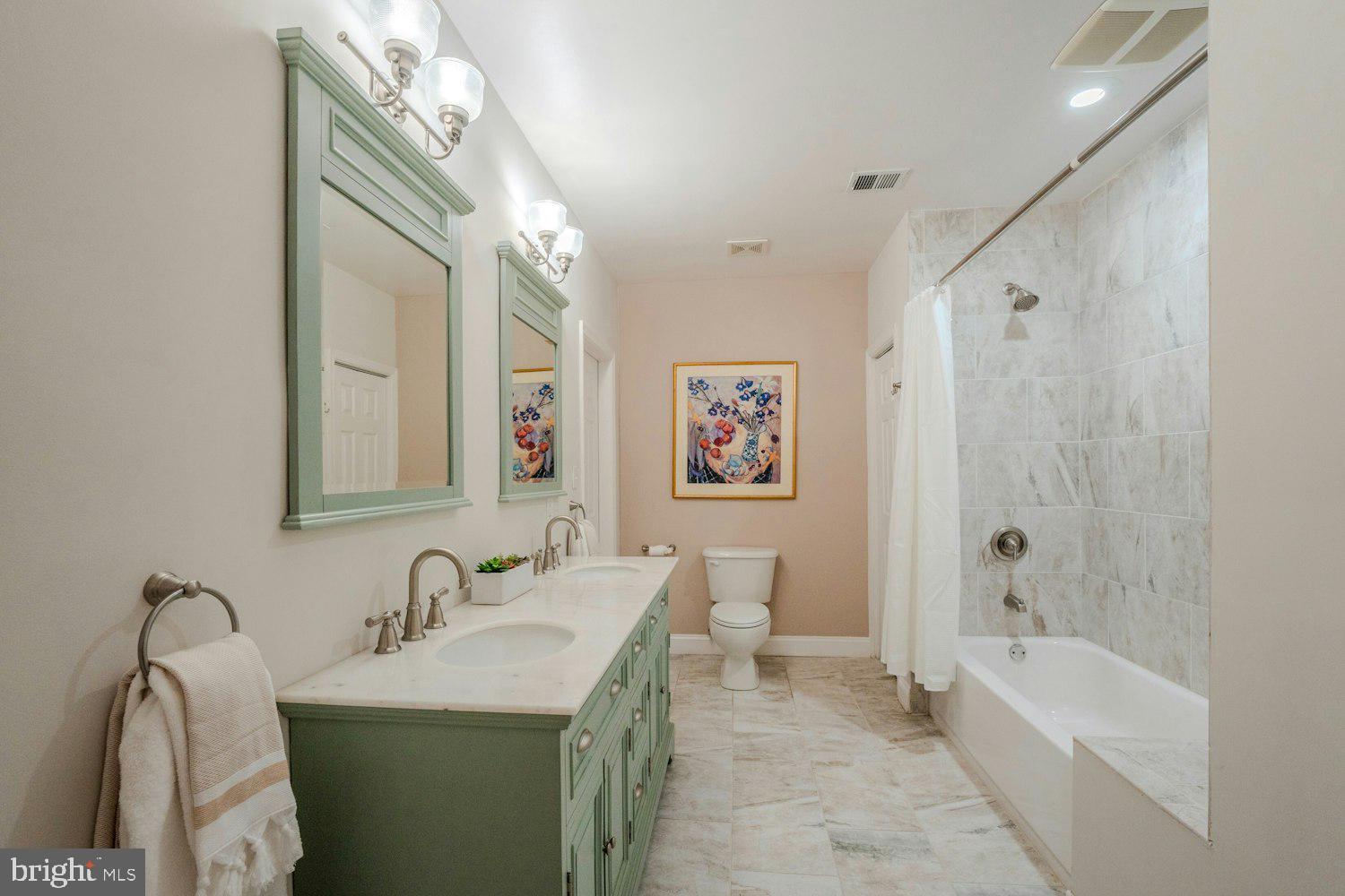 BEAUREGARD OVERLOOK - Residential